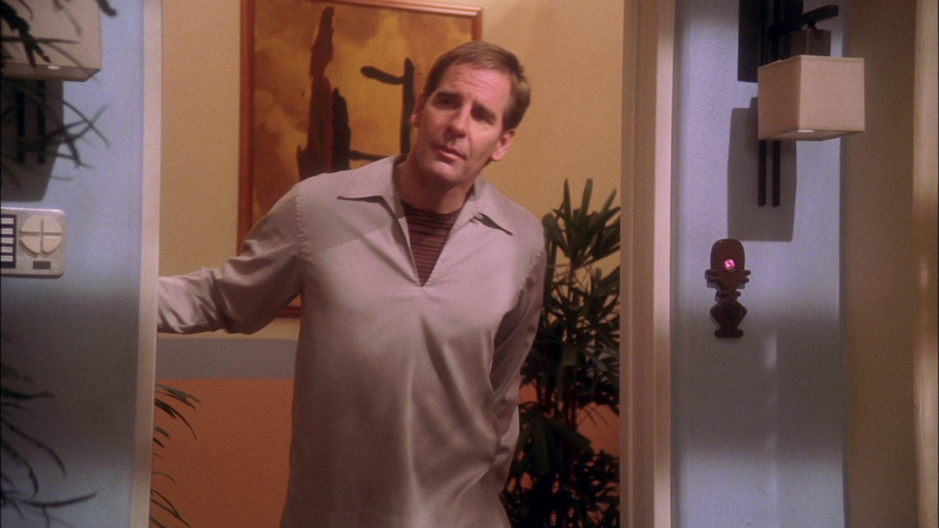 extant_StarTrek_ENT_1x25-TwoDaysAndTwoNights_0469.jpg