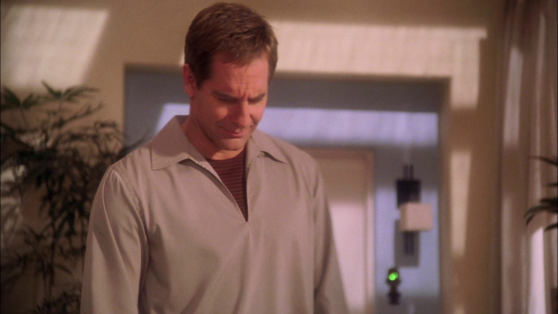 extant_StarTrek_ENT_1x25-TwoDaysAndTwoNights_0517.jpg