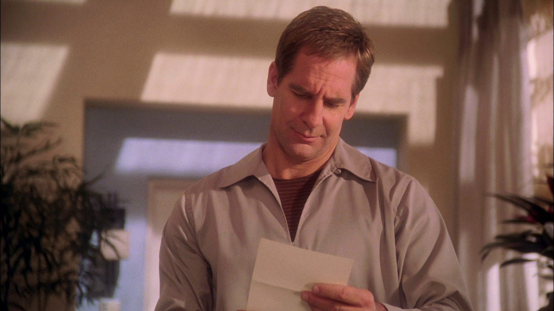 extant_StarTrek_ENT_1x25-TwoDaysAndTwoNights_0525.jpg