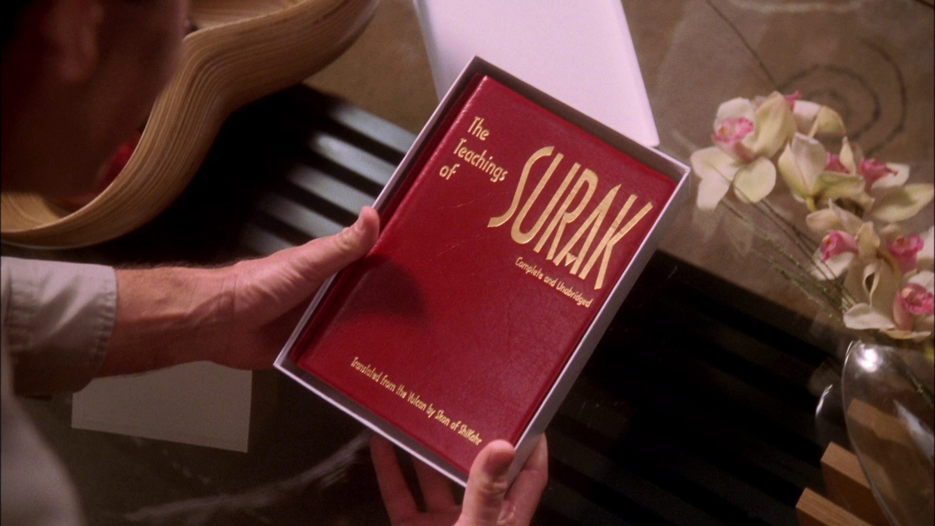 extant_StarTrek_ENT_1x25-TwoDaysAndTwoNights_0542.jpg