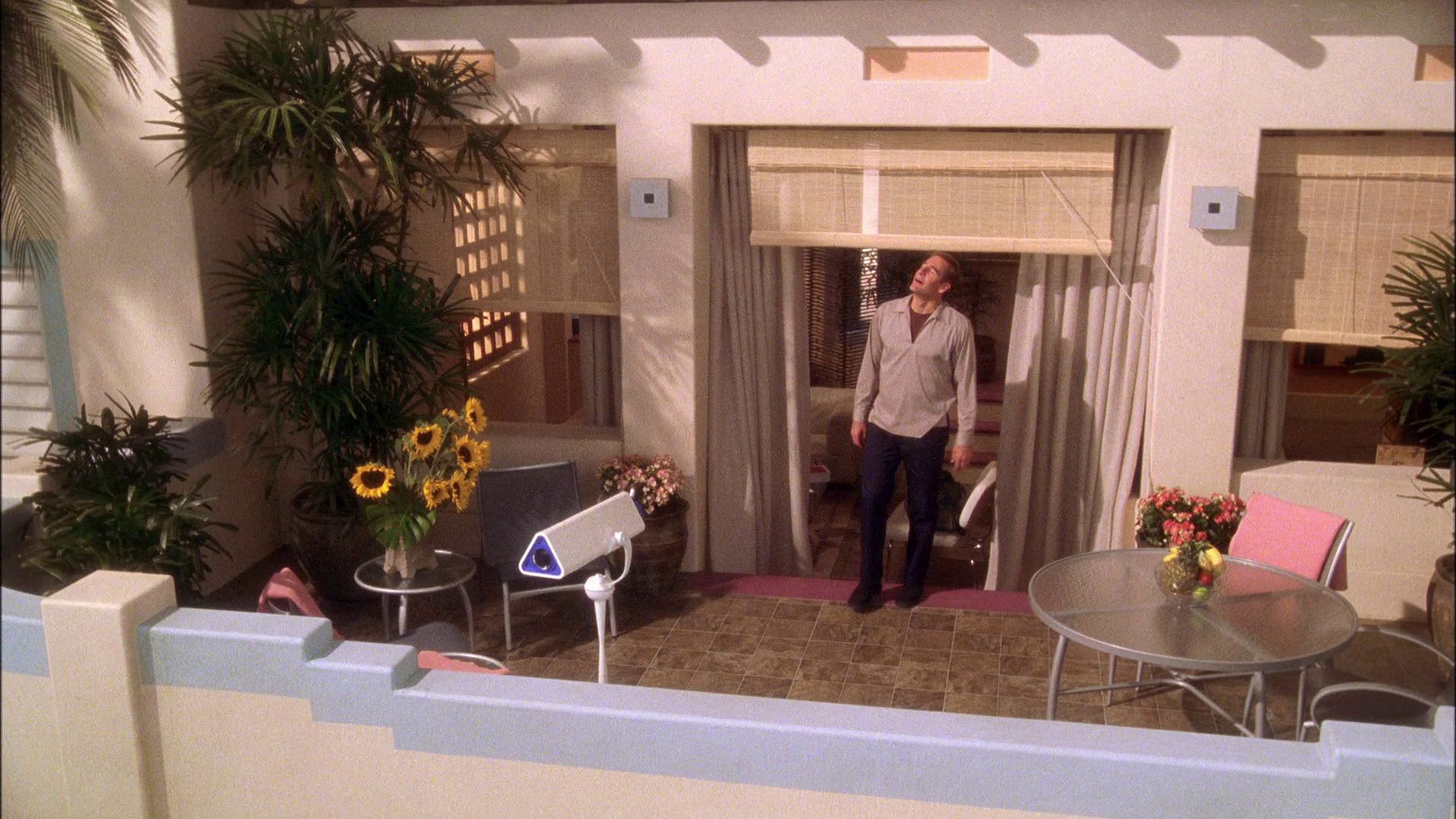extant_StarTrek_ENT_1x25-TwoDaysAndTwoNights_0557.jpg
