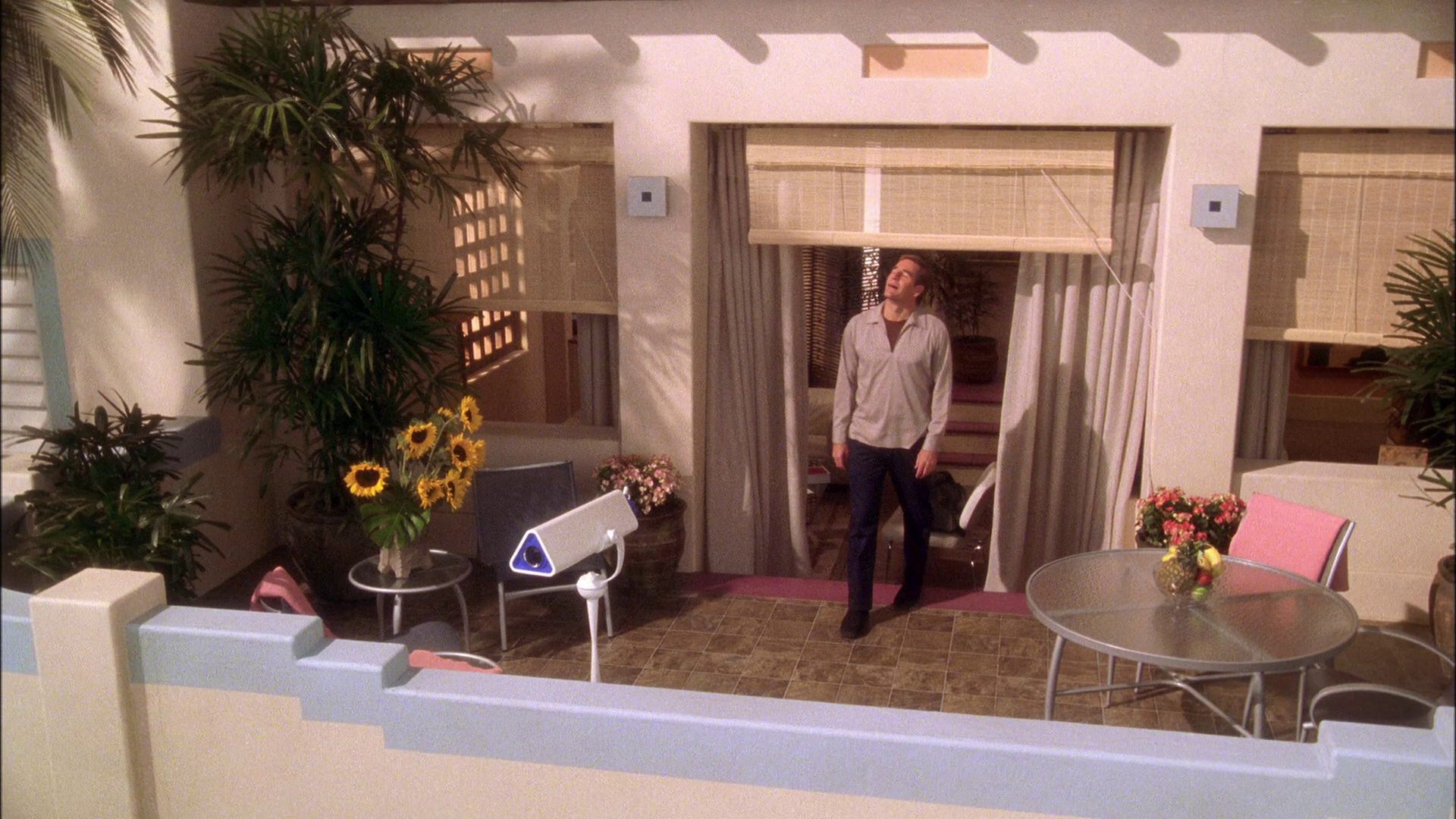 extant_StarTrek_ENT_1x25-TwoDaysAndTwoNights_0558.jpg