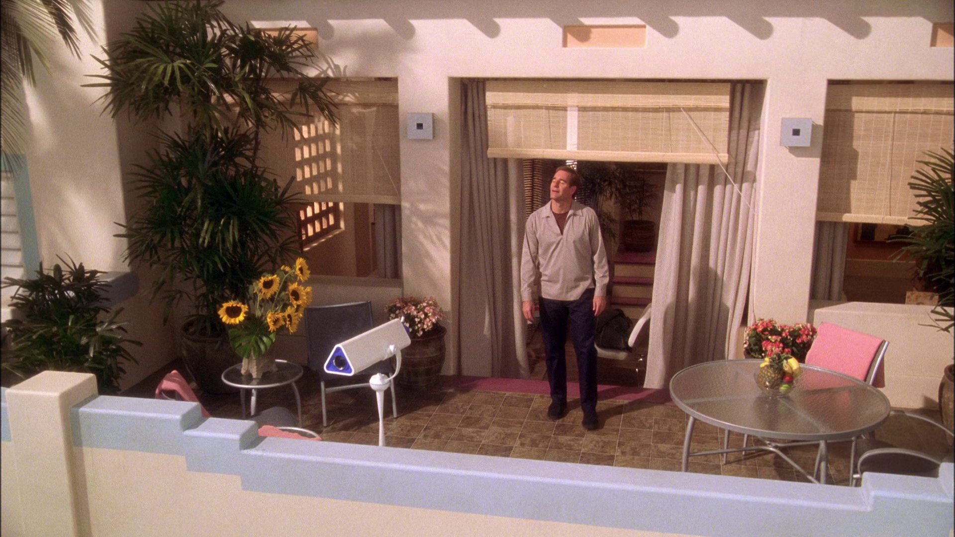 extant_StarTrek_ENT_1x25-TwoDaysAndTwoNights_0559.jpg