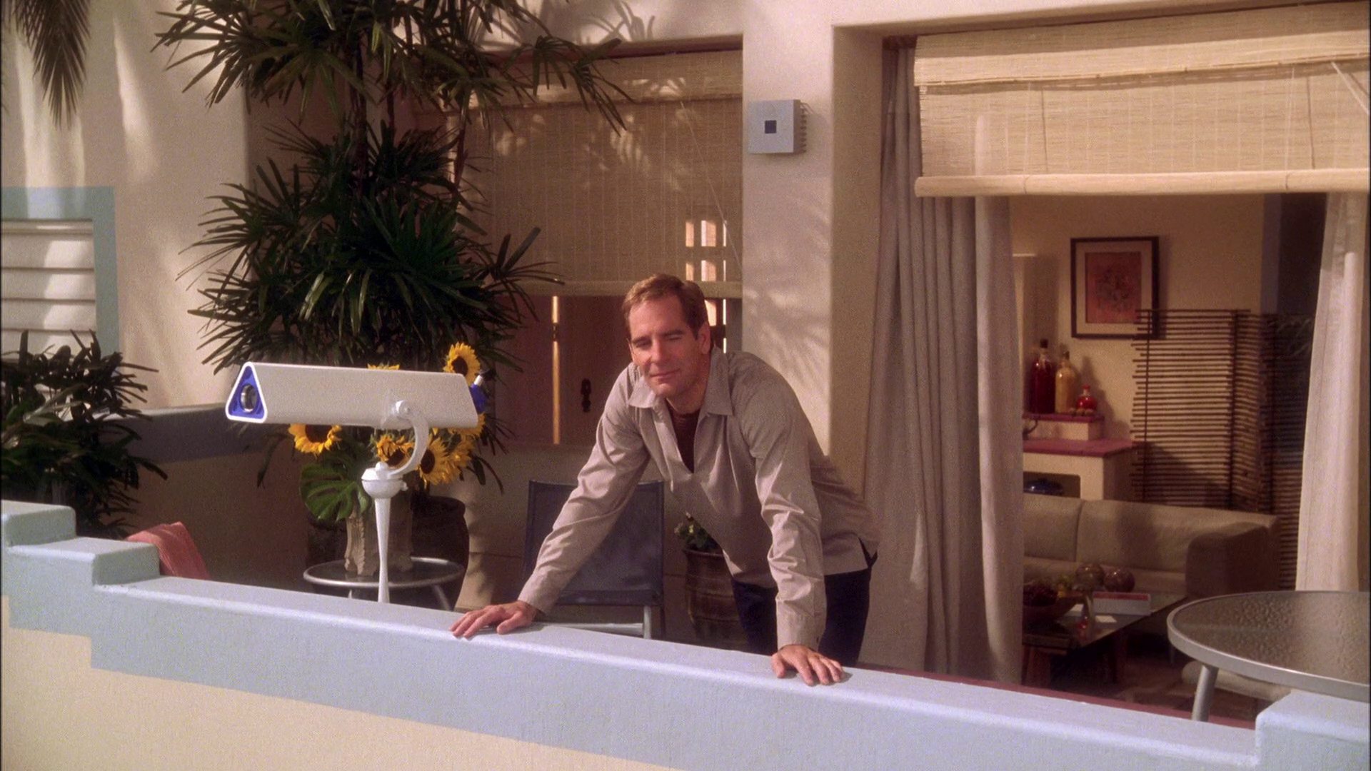 extant_StarTrek_ENT_1x25-TwoDaysAndTwoNights_0574.jpg