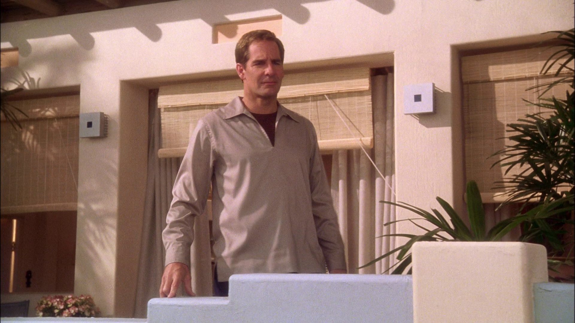 extant_StarTrek_ENT_1x25-TwoDaysAndTwoNights_0583.jpg