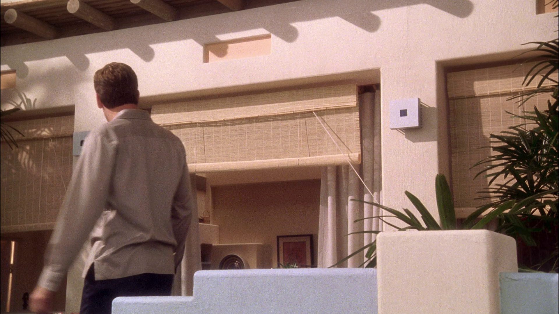 extant_StarTrek_ENT_1x25-TwoDaysAndTwoNights_0627.jpg