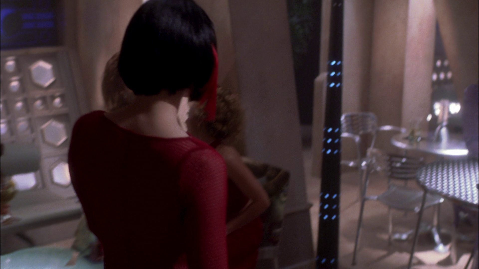 extant_StarTrek_ENT_1x25-TwoDaysAndTwoNights_0635.jpg
