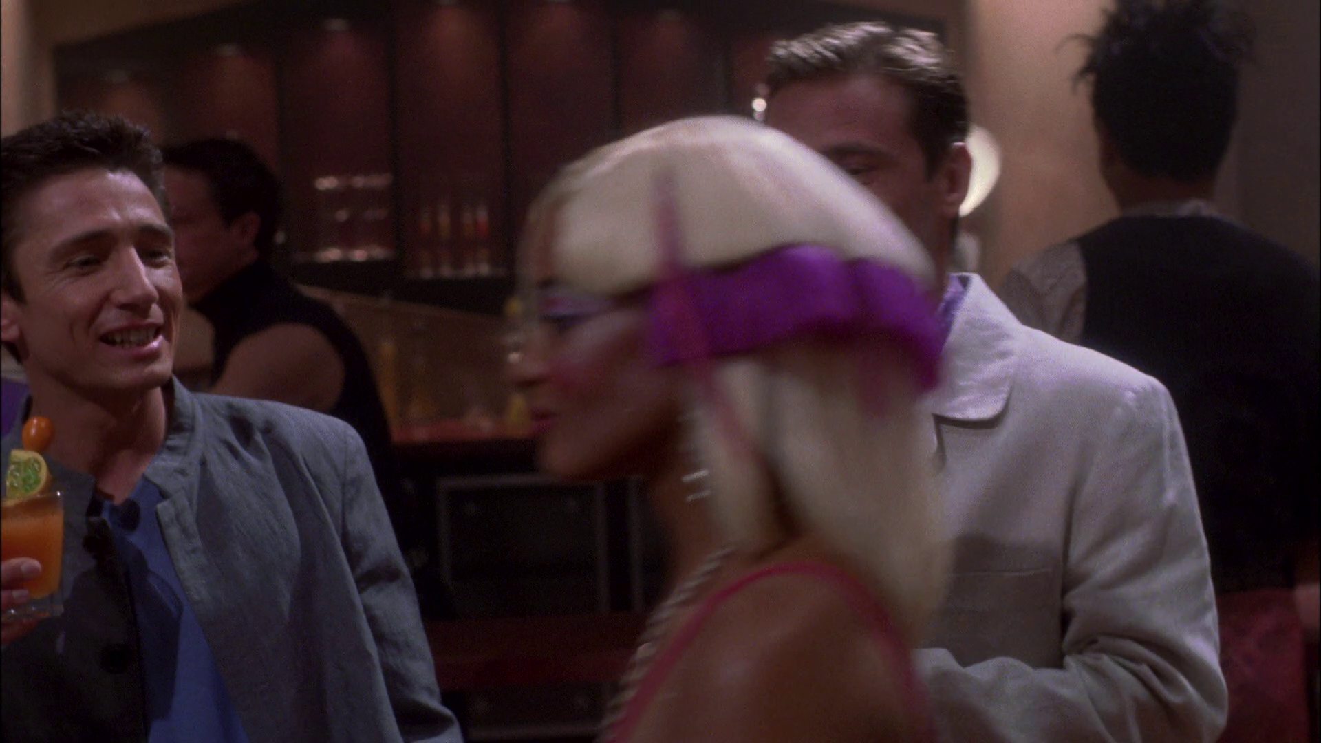 extant_StarTrek_ENT_1x25-TwoDaysAndTwoNights_0696.jpg
