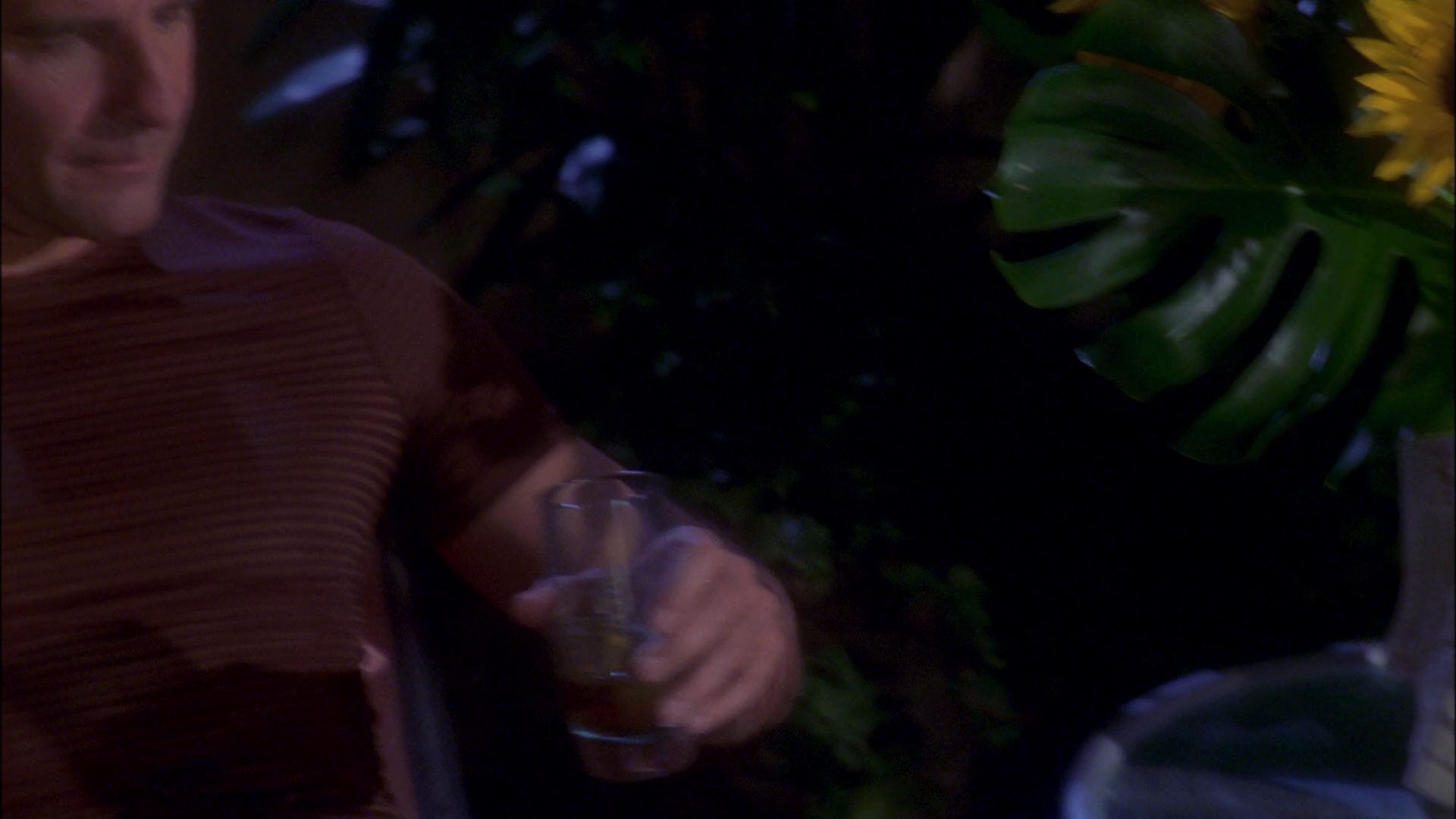 extant_StarTrek_ENT_1x25-TwoDaysAndTwoNights_0735.jpg