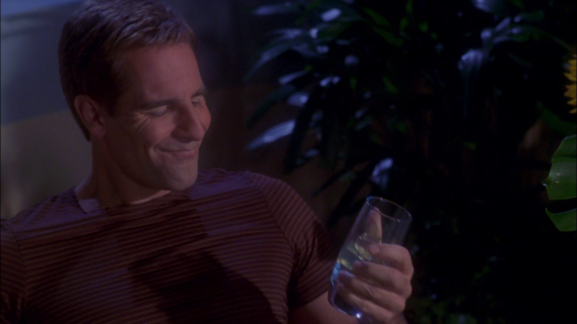 extant_StarTrek_ENT_1x25-TwoDaysAndTwoNights_0740.jpg