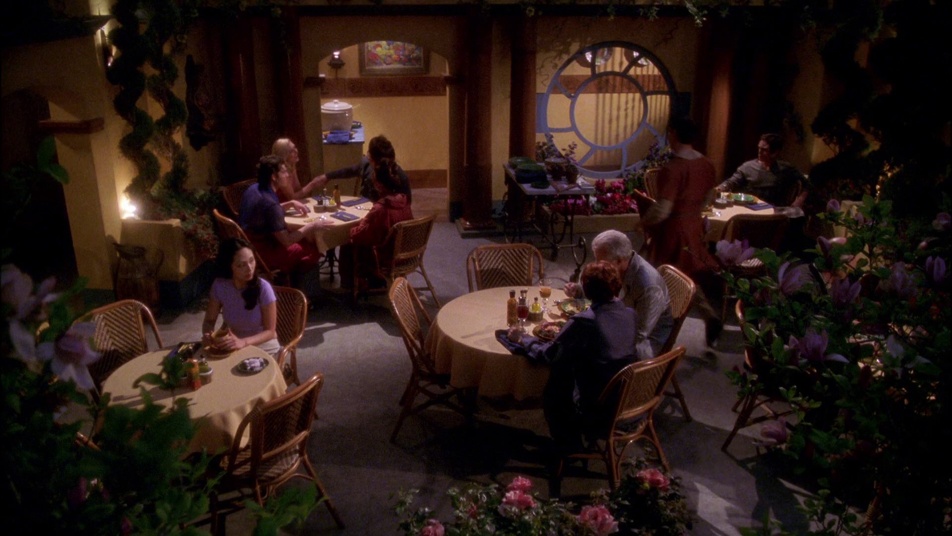 extant_StarTrek_ENT_1x25-TwoDaysAndTwoNights_1000.jpg