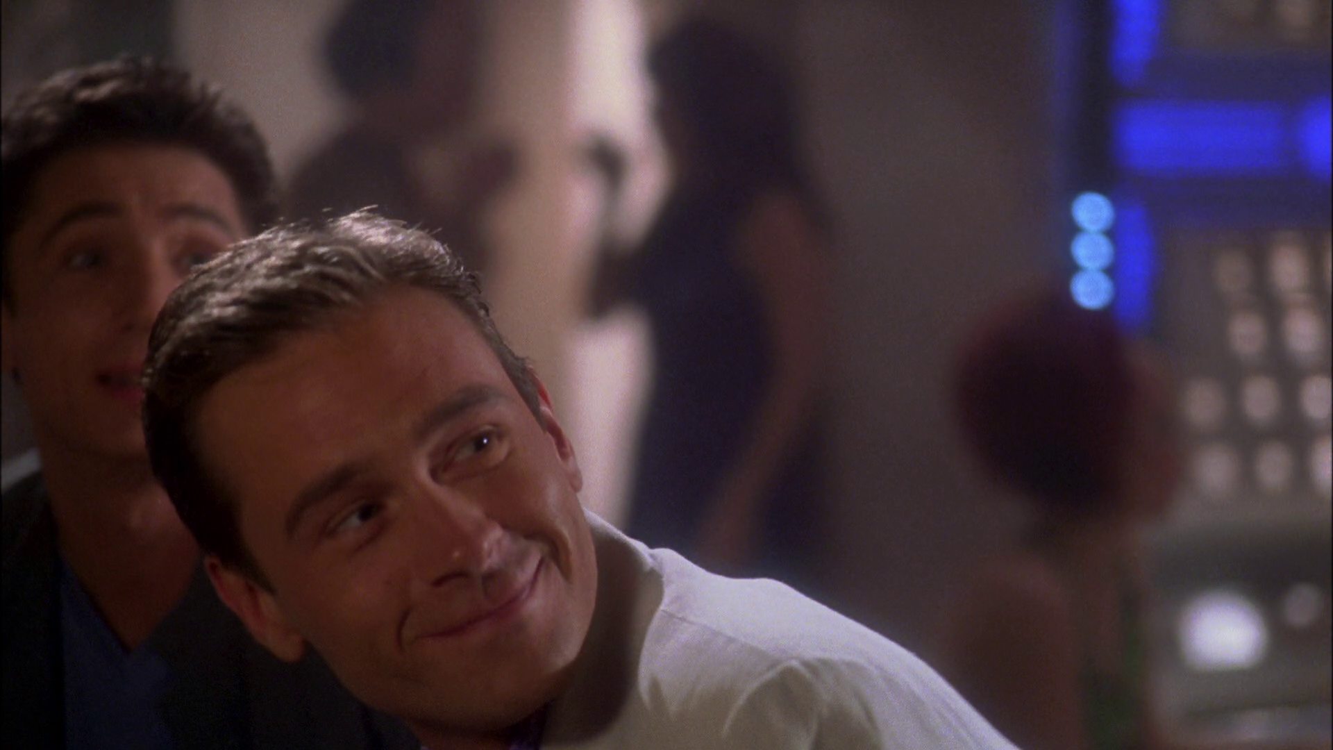 extant_StarTrek_ENT_1x25-TwoDaysAndTwoNights_1303.jpg