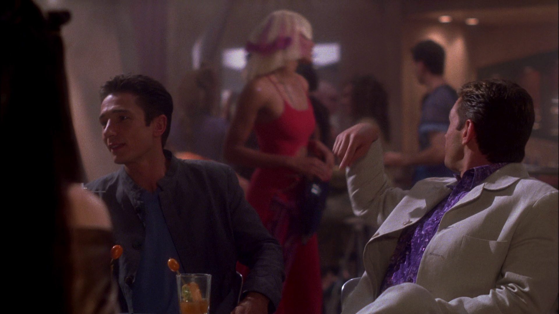 extant_StarTrek_ENT_1x25-TwoDaysAndTwoNights_1344.jpg