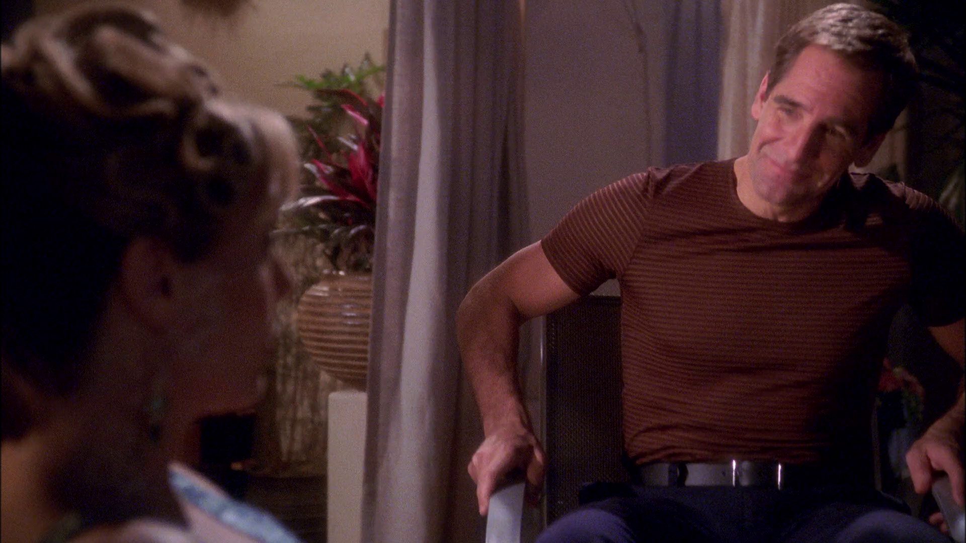 extant_StarTrek_ENT_1x25-TwoDaysAndTwoNights_1554.jpg
