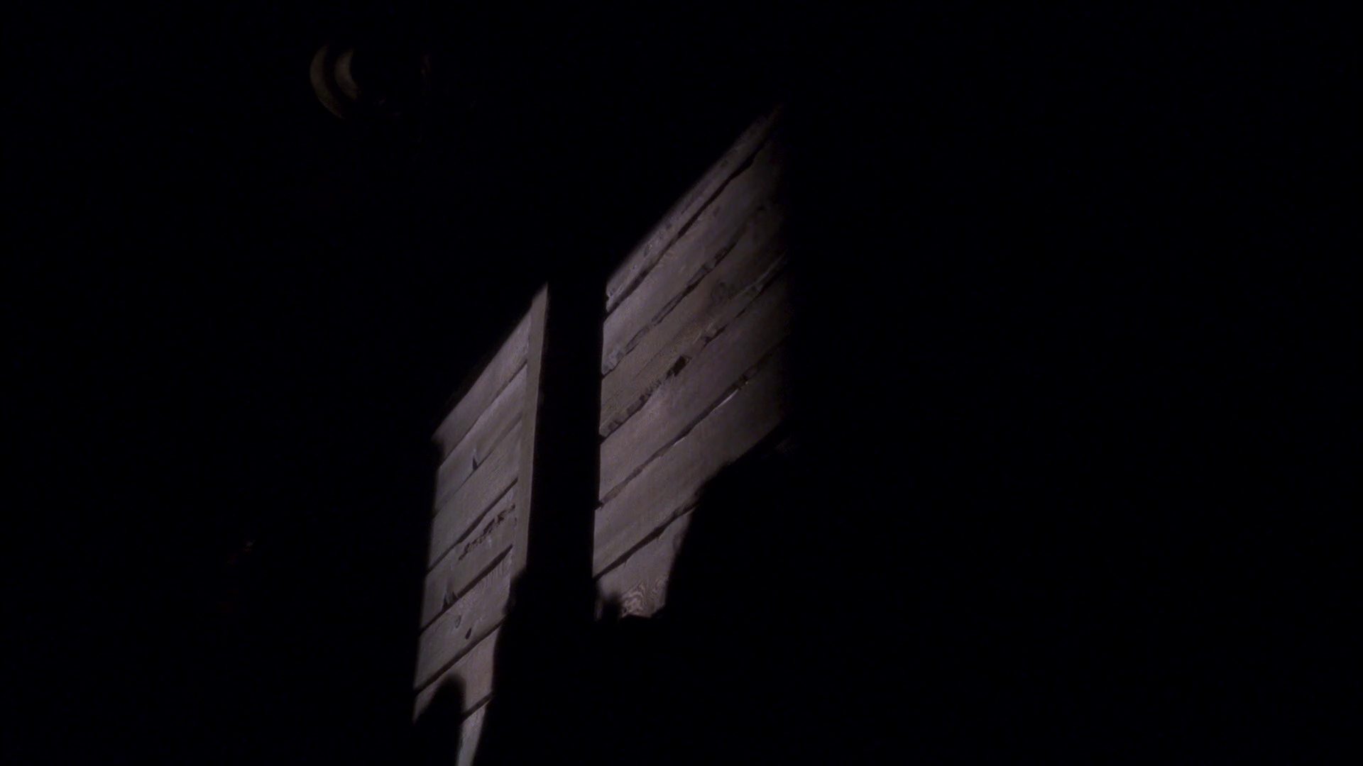 extant_StarTrek_ENT_1x25-TwoDaysAndTwoNights_1678.jpg