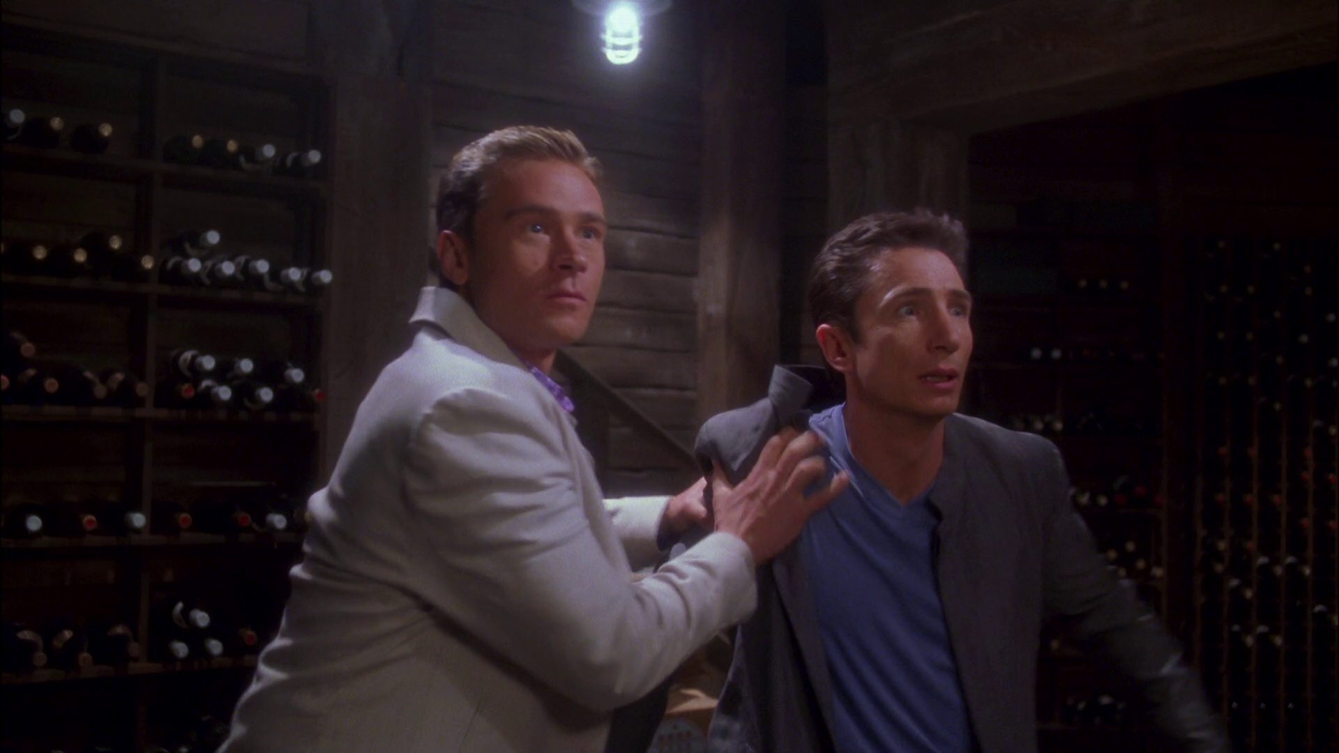 extant_StarTrek_ENT_1x25-TwoDaysAndTwoNights_1731.jpg