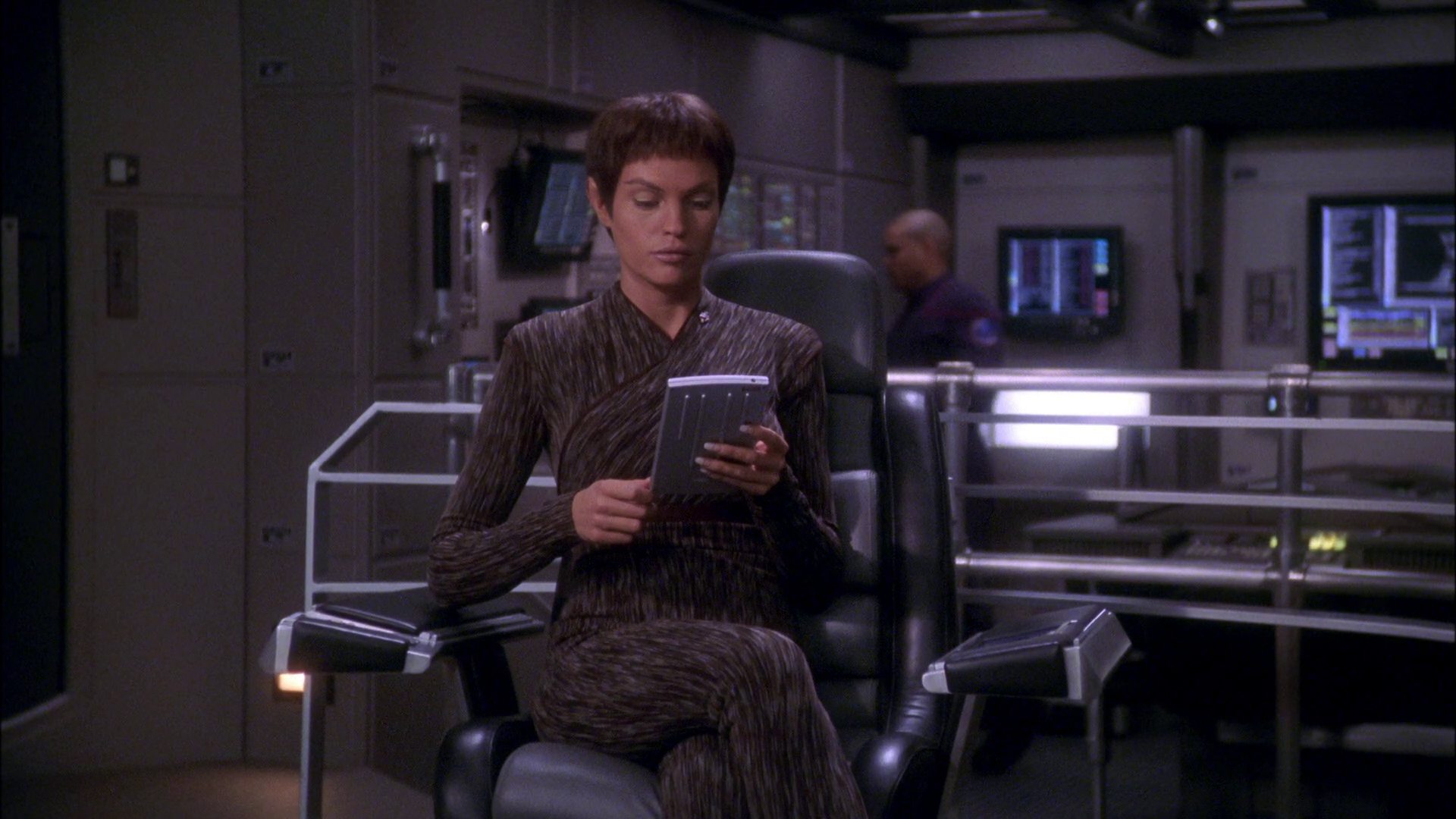 extant_StarTrek_ENT_1x25-TwoDaysAndTwoNights_1807.jpg
