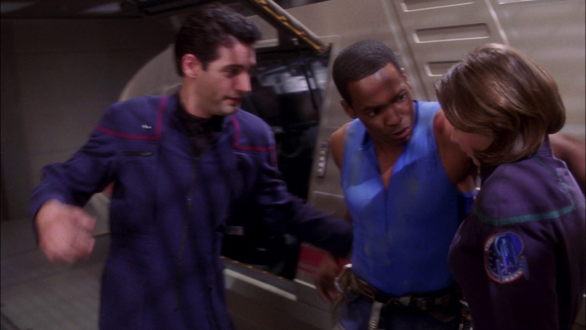 extant_StarTrek_ENT_1x25-TwoDaysAndTwoNights_1850.jpg