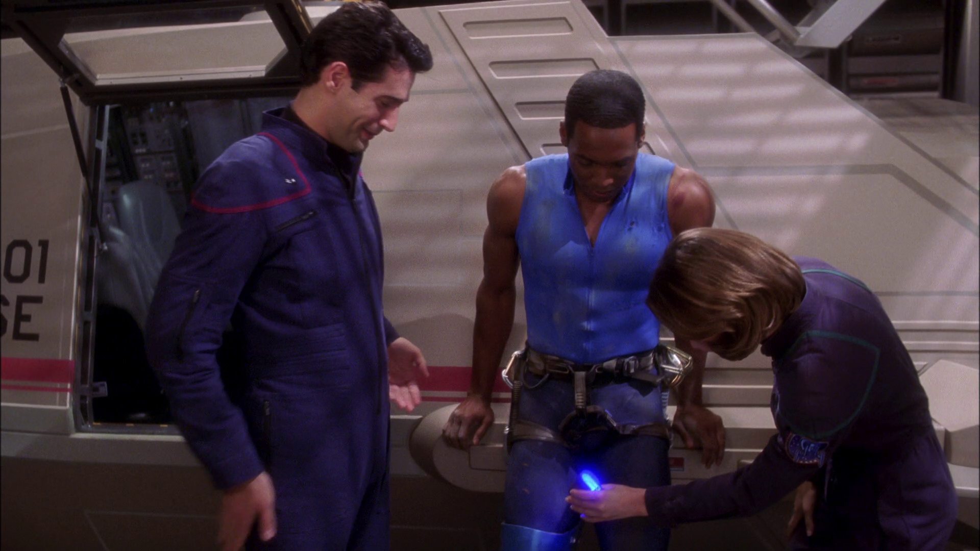 extant_StarTrek_ENT_1x25-TwoDaysAndTwoNights_1853.jpg