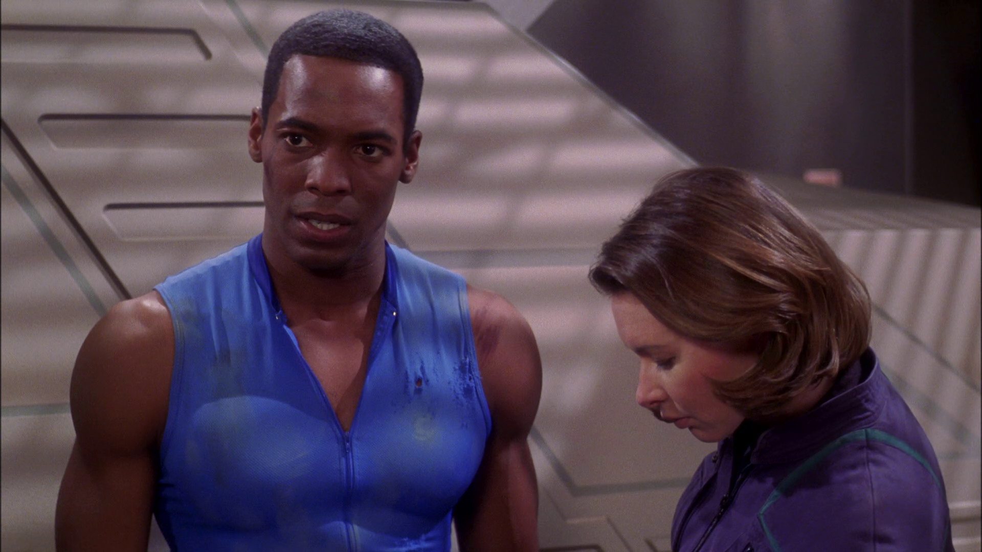 extant_StarTrek_ENT_1x25-TwoDaysAndTwoNights_1870.jpg