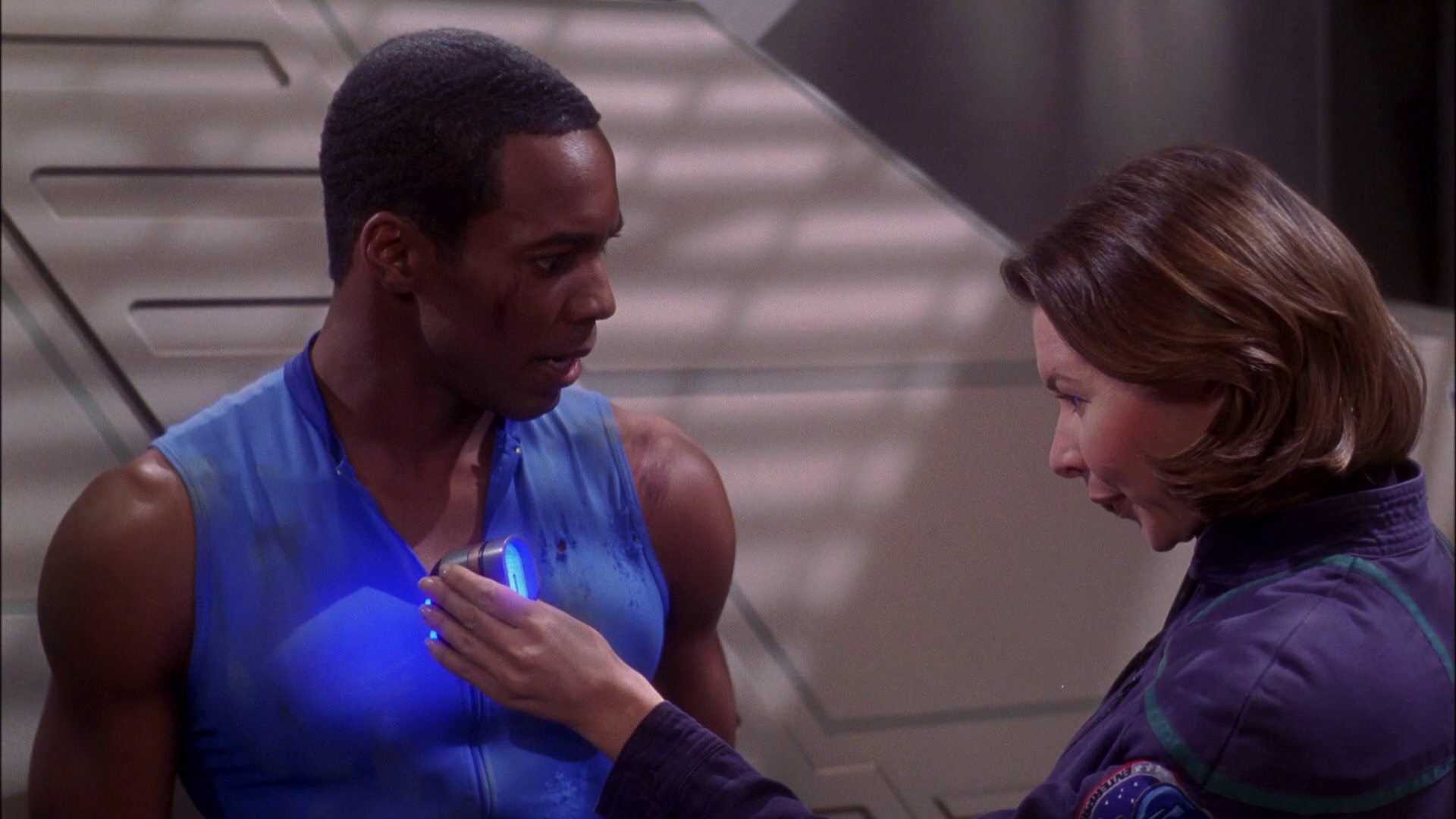 extant_StarTrek_ENT_1x25-TwoDaysAndTwoNights_1885.jpg