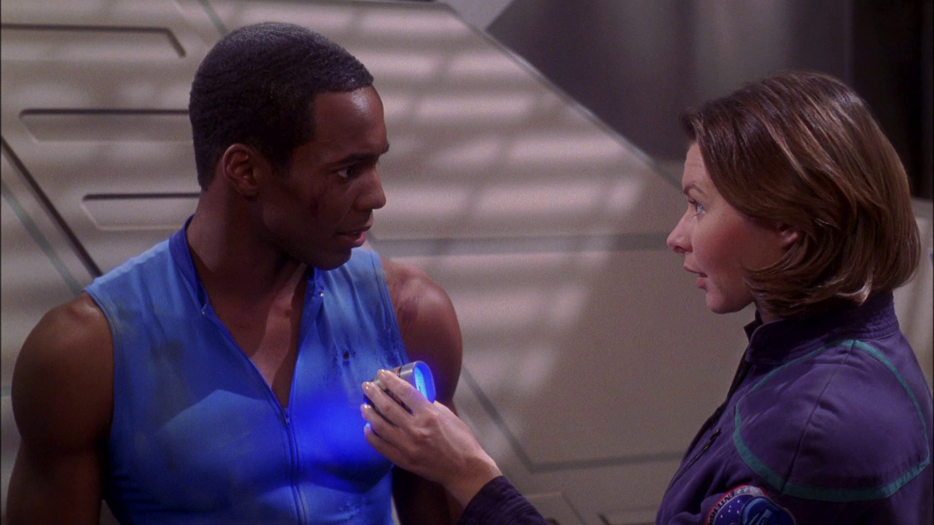 extant_StarTrek_ENT_1x25-TwoDaysAndTwoNights_1887.jpg