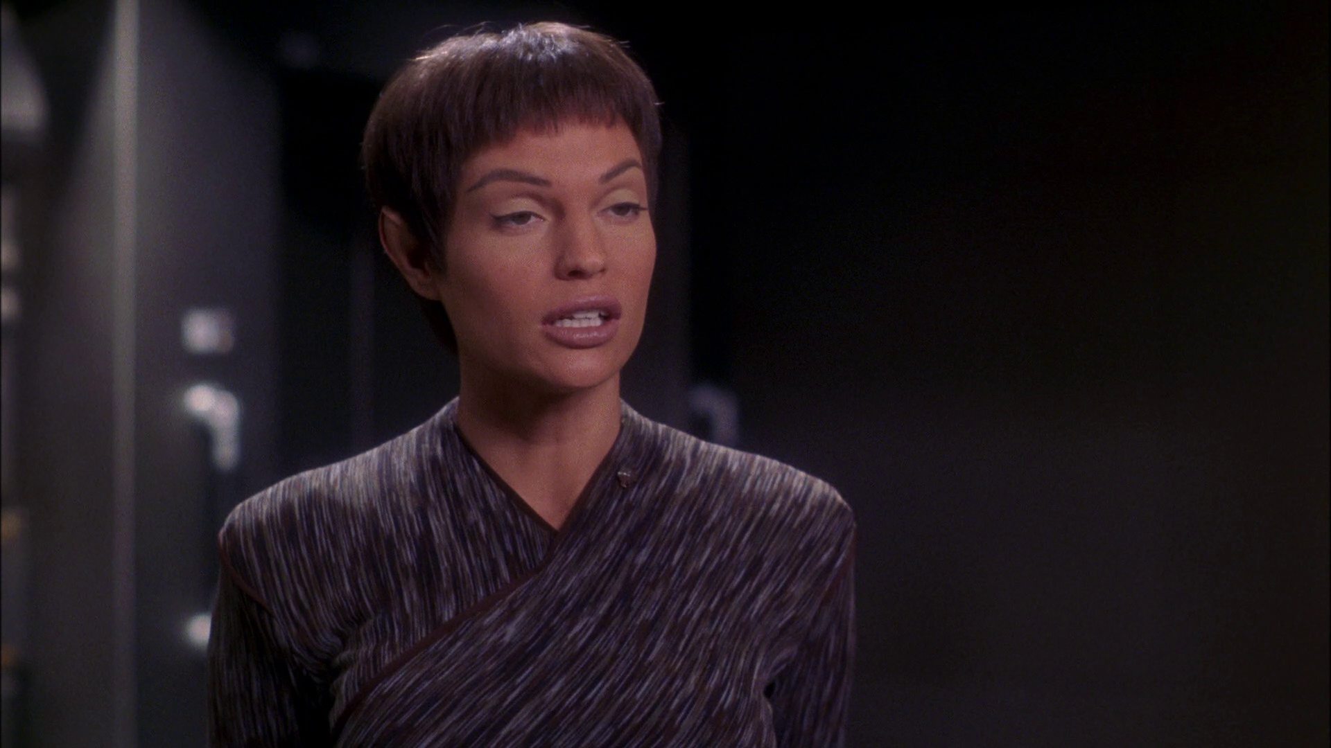 extant_StarTrek_ENT_1x25-TwoDaysAndTwoNights_1890.jpg