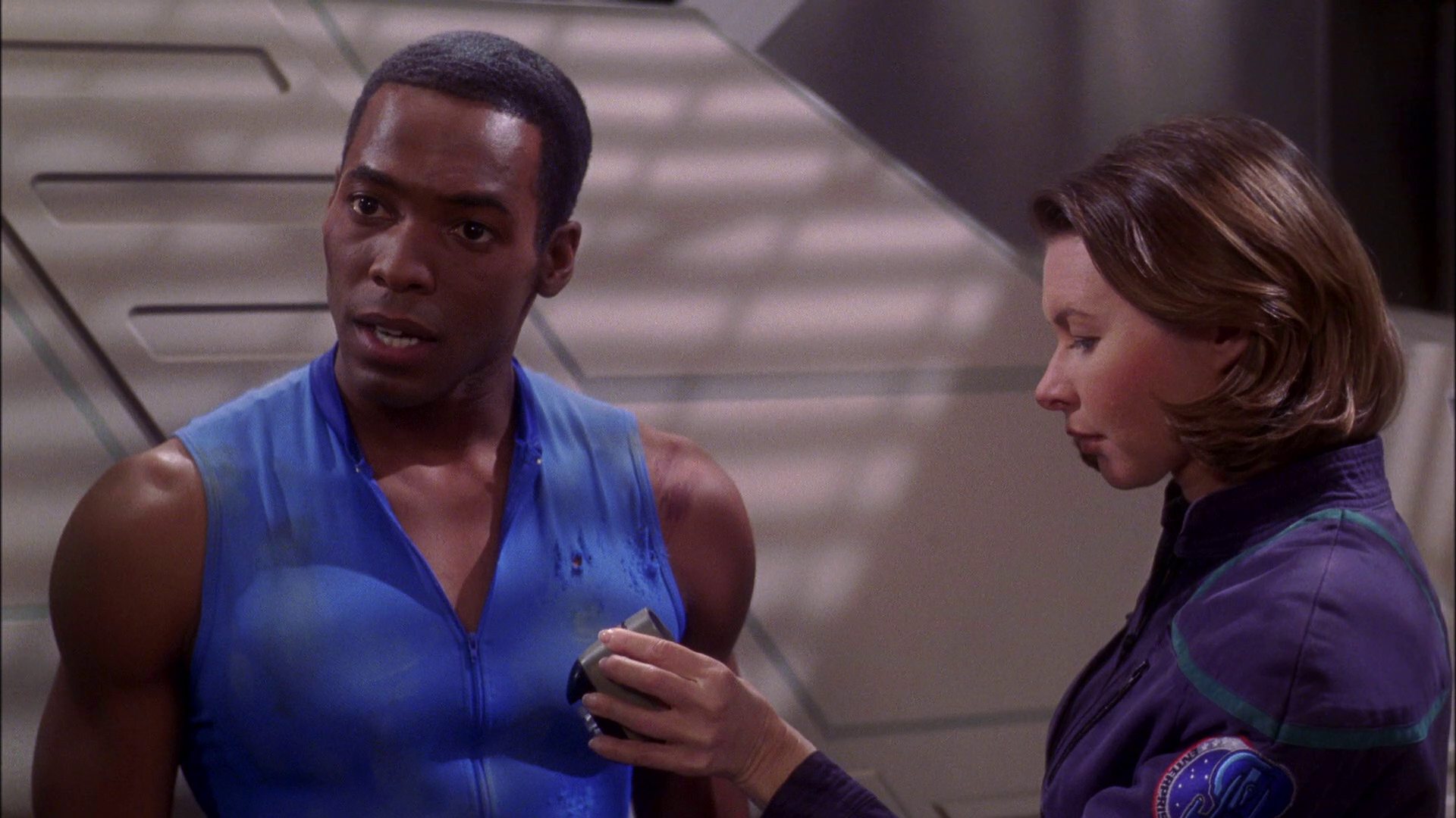 extant_StarTrek_ENT_1x25-TwoDaysAndTwoNights_1891.jpg