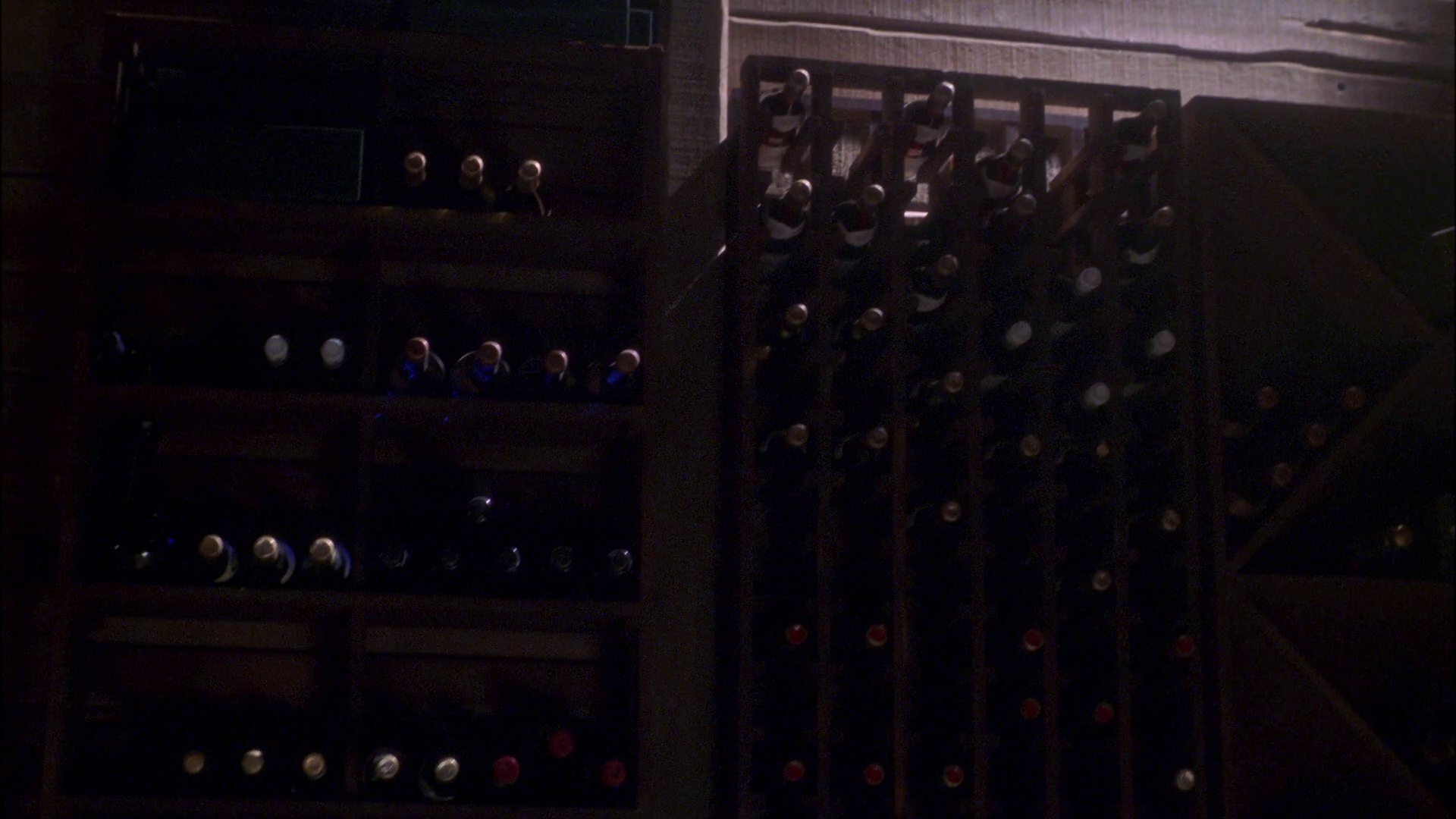 extant_StarTrek_ENT_1x25-TwoDaysAndTwoNights_1939.jpg