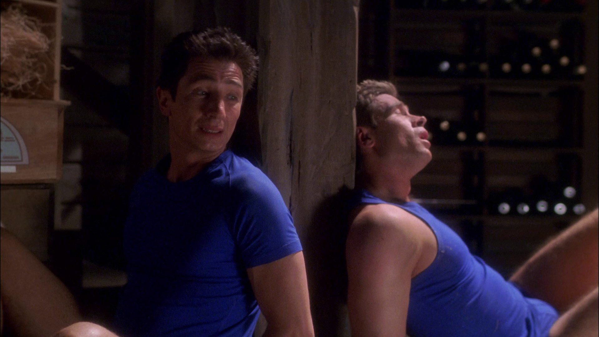 extant_StarTrek_ENT_1x25-TwoDaysAndTwoNights_2005.jpg