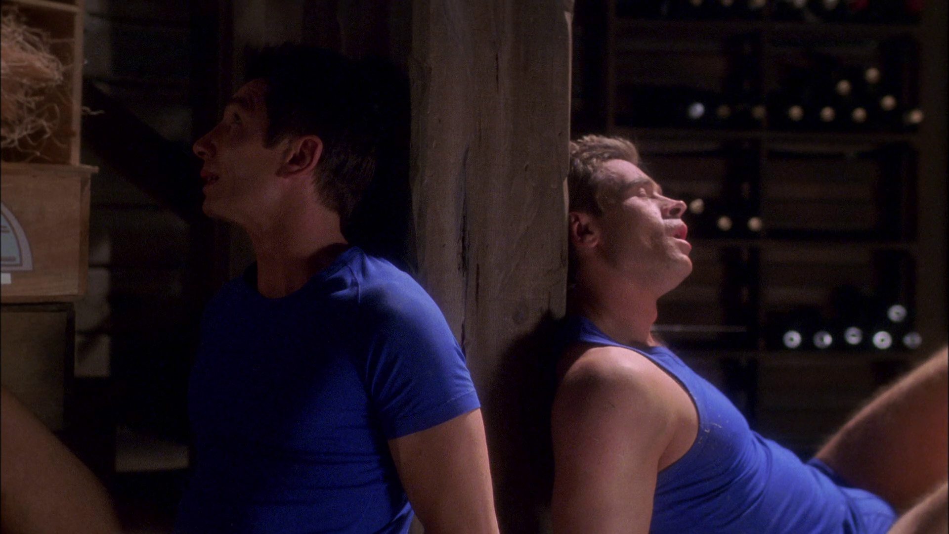 extant_StarTrek_ENT_1x25-TwoDaysAndTwoNights_2008.jpg