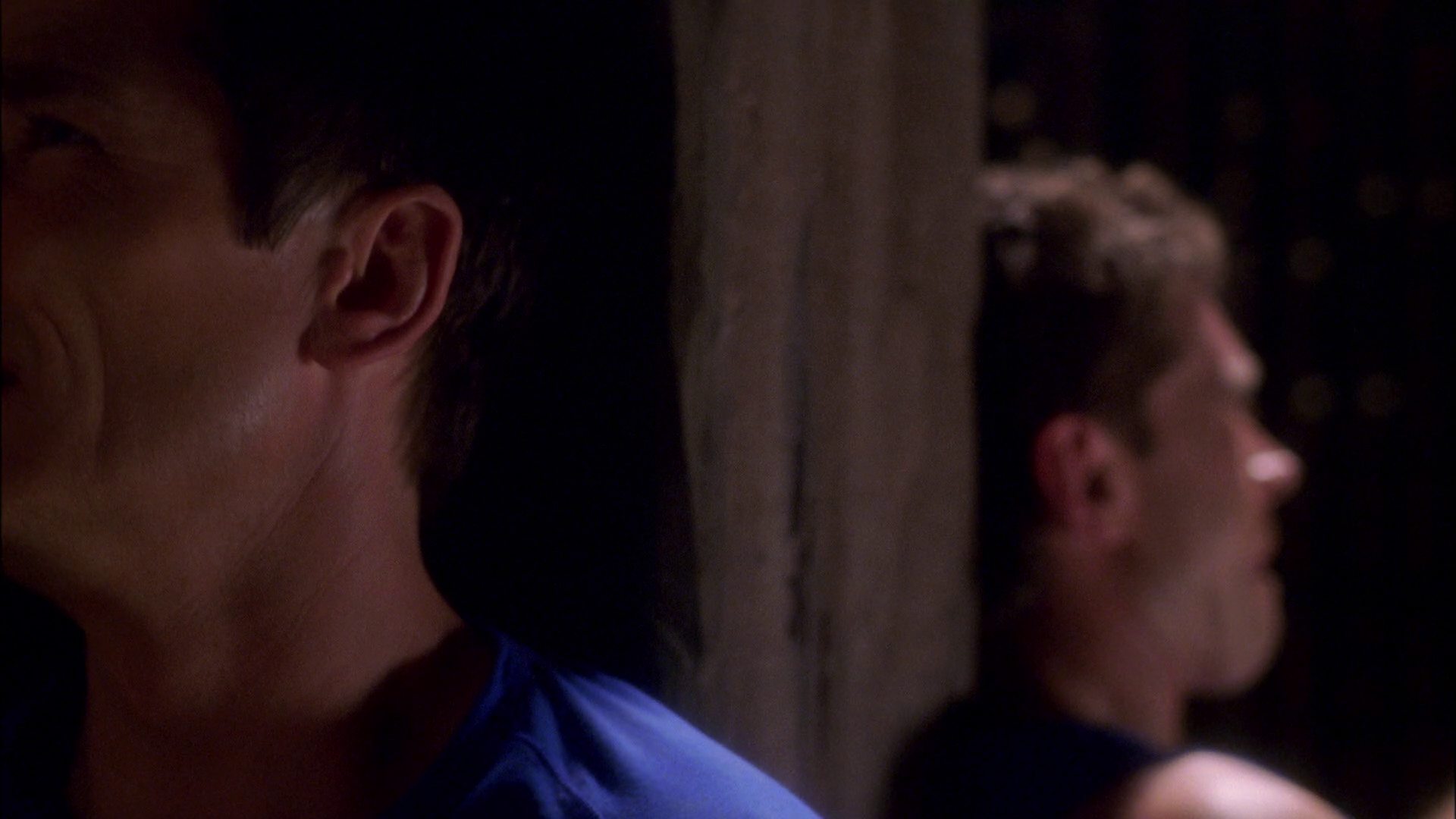 extant_StarTrek_ENT_1x25-TwoDaysAndTwoNights_2081.jpg