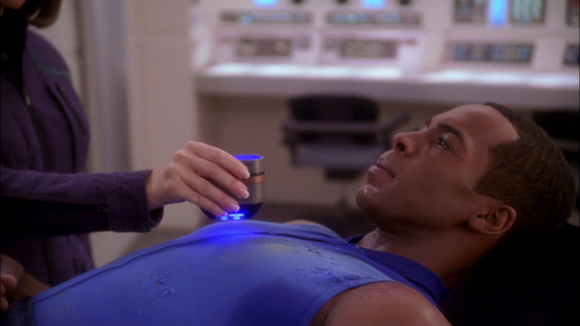 extant_StarTrek_ENT_1x25-TwoDaysAndTwoNights_2100.jpg