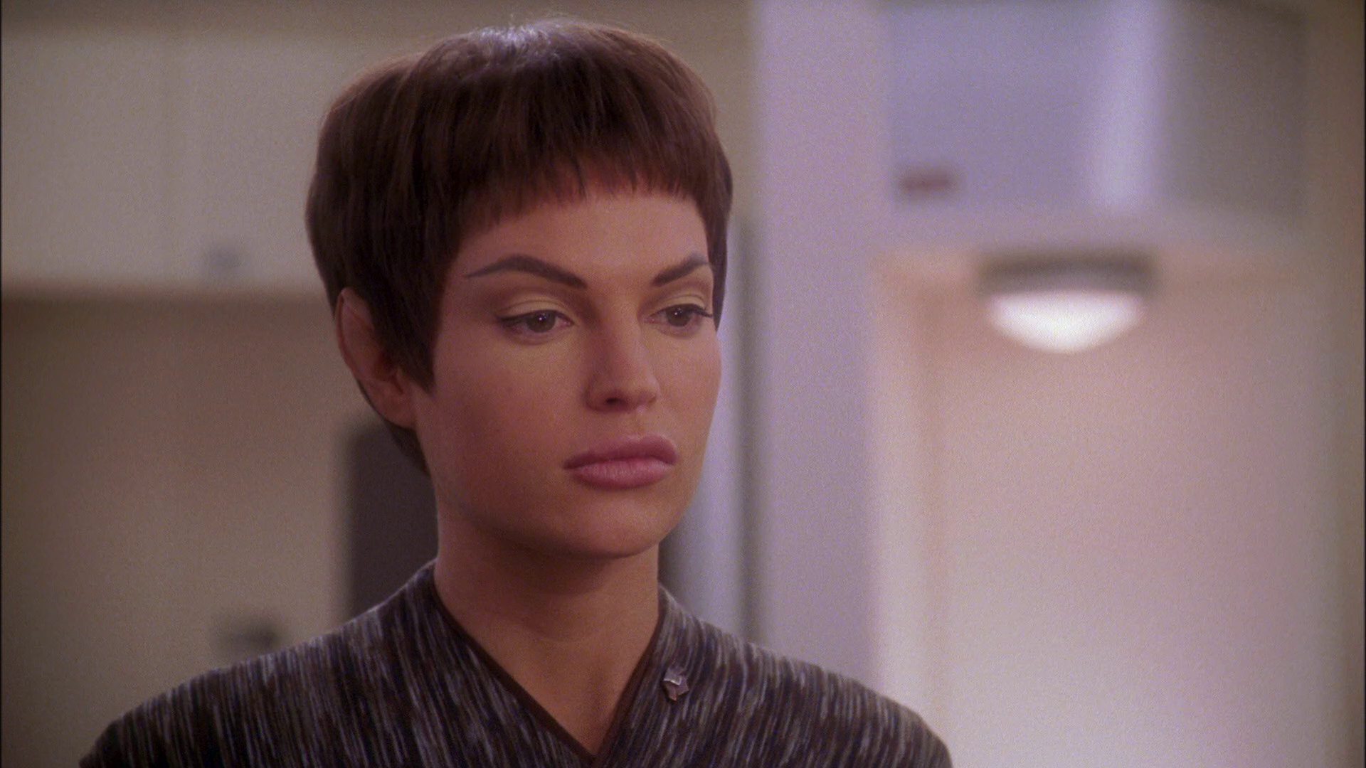 extant_StarTrek_ENT_1x25-TwoDaysAndTwoNights_2132.jpg