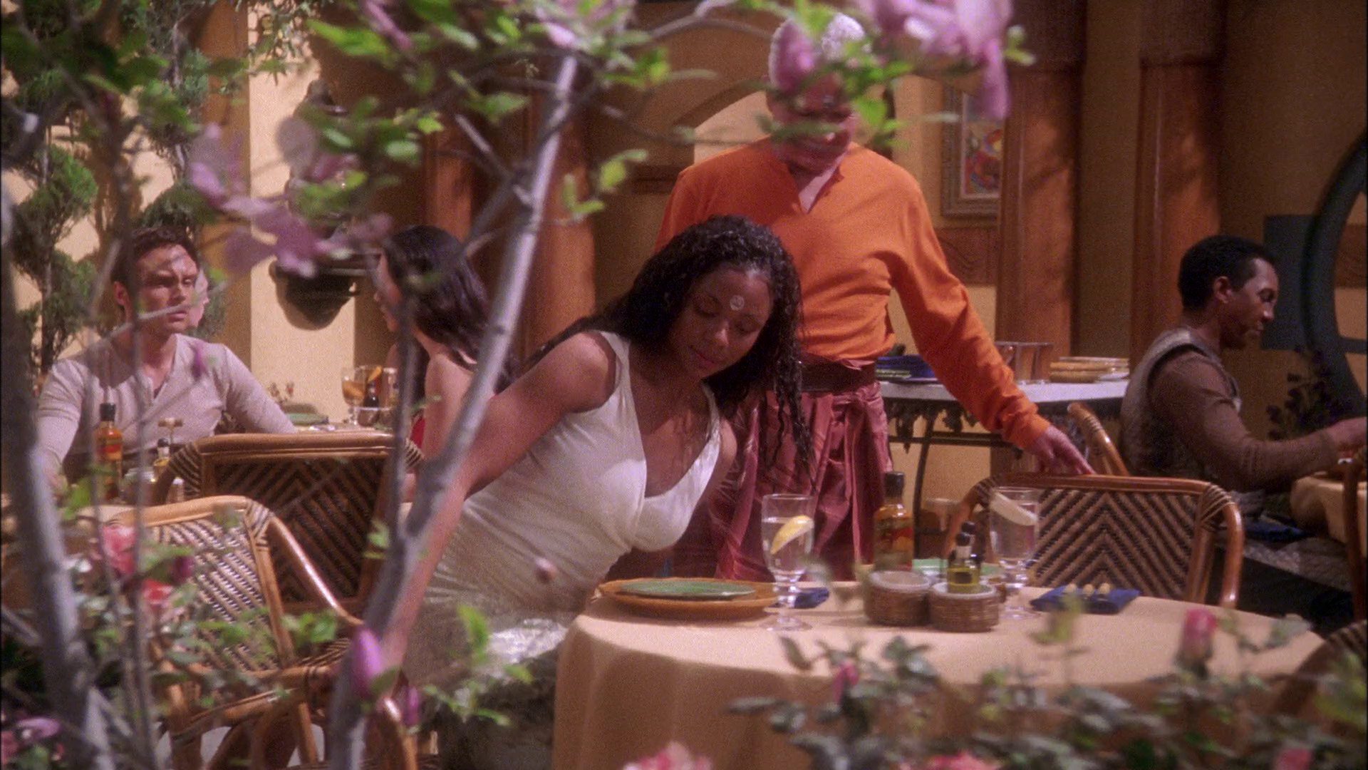 extant_StarTrek_ENT_1x25-TwoDaysAndTwoNights_2137.jpg