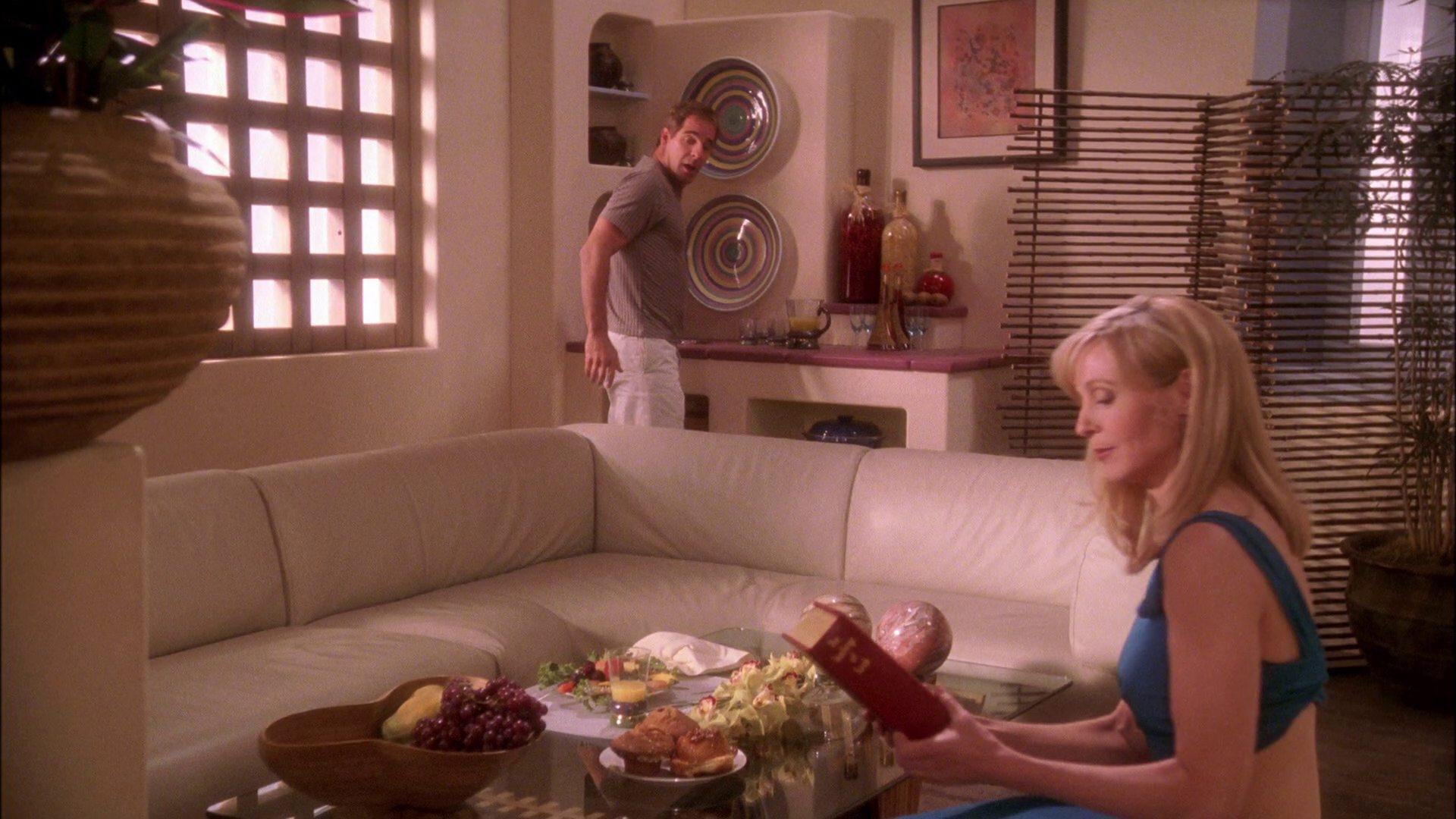 extant_StarTrek_ENT_1x25-TwoDaysAndTwoNights_2359.jpg