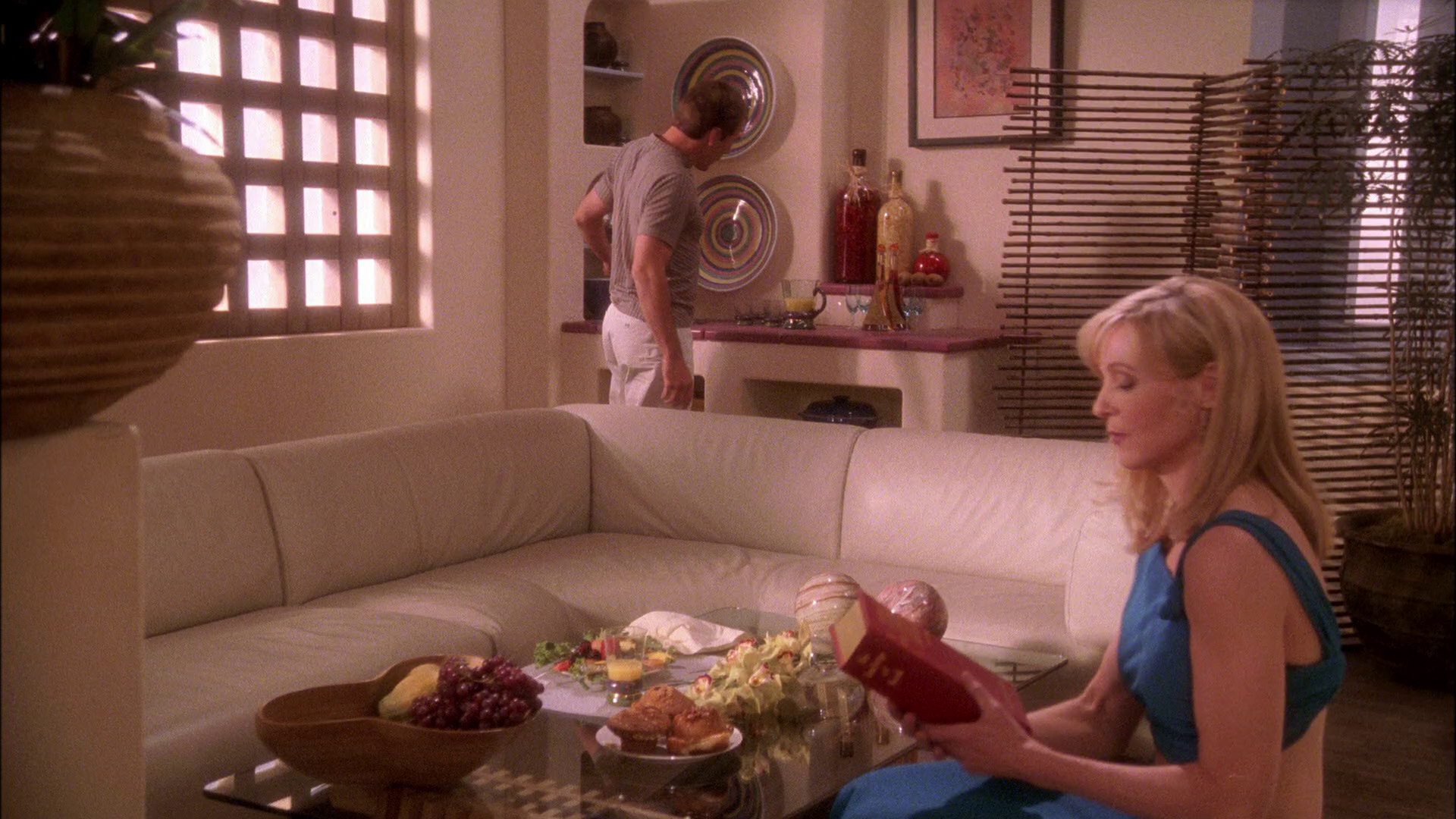 extant_StarTrek_ENT_1x25-TwoDaysAndTwoNights_2361.jpg