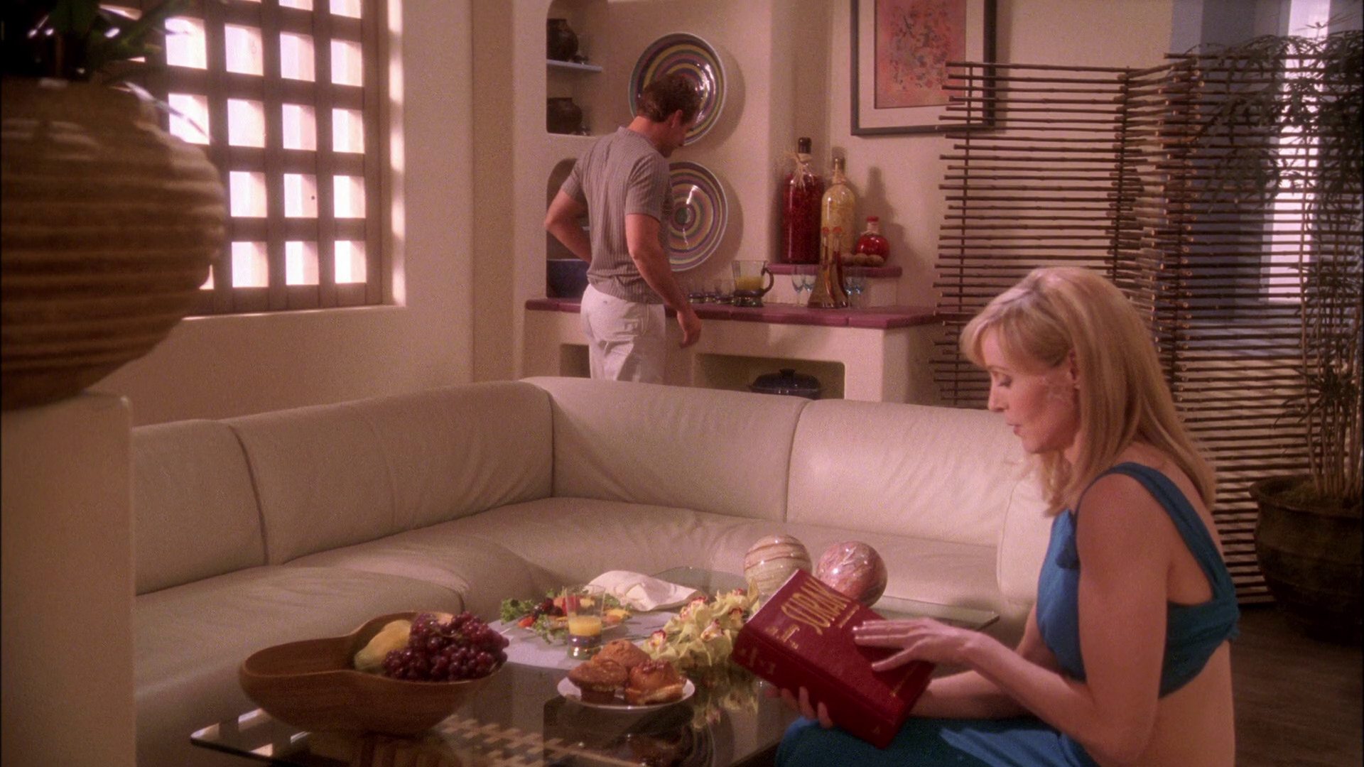 extant_StarTrek_ENT_1x25-TwoDaysAndTwoNights_2362.jpg