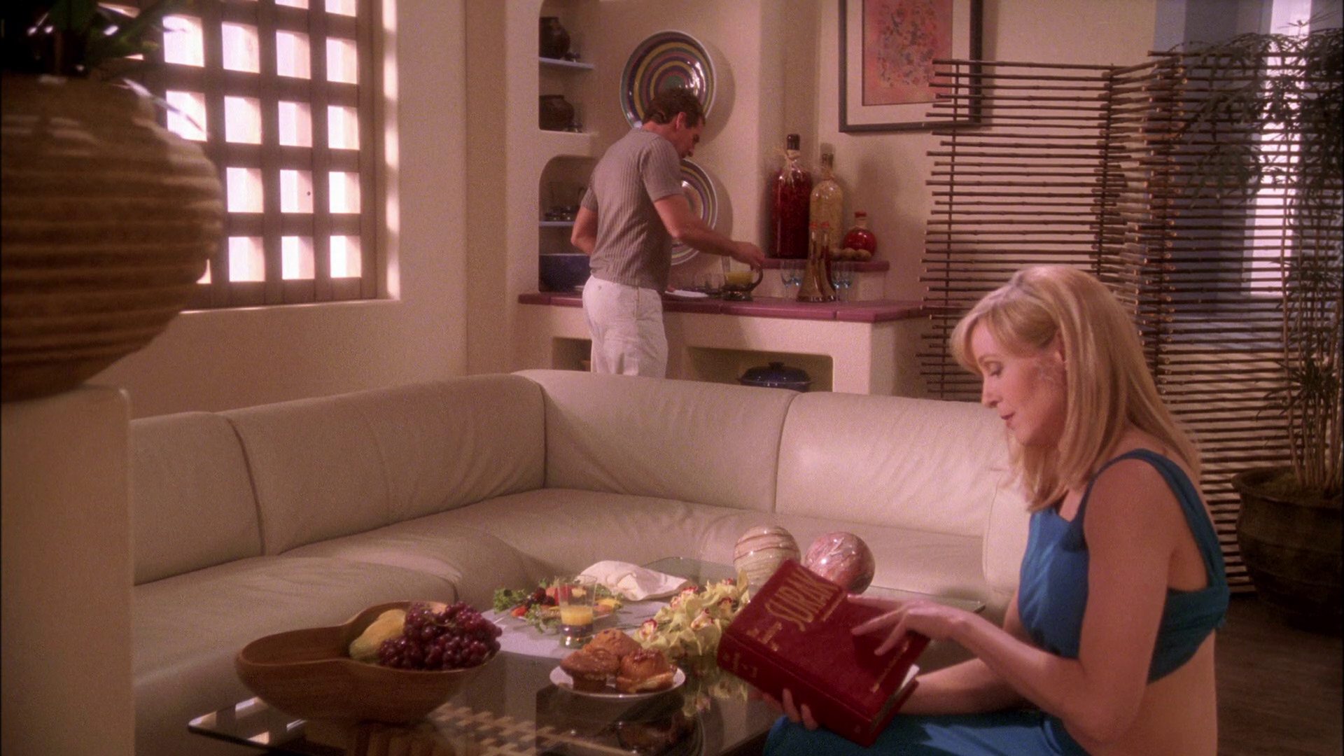 extant_StarTrek_ENT_1x25-TwoDaysAndTwoNights_2363.jpg