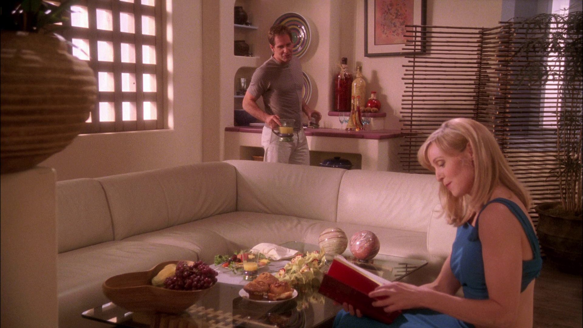 extant_StarTrek_ENT_1x25-TwoDaysAndTwoNights_2366.jpg