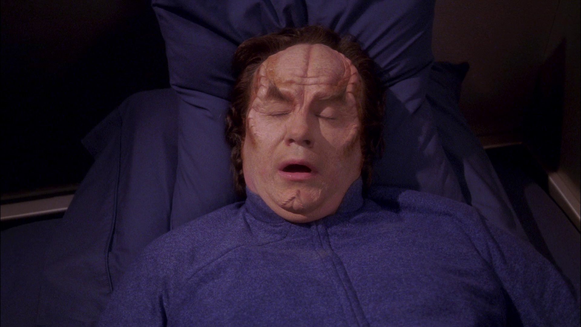 extant_StarTrek_ENT_1x25-TwoDaysAndTwoNights_2518.jpg