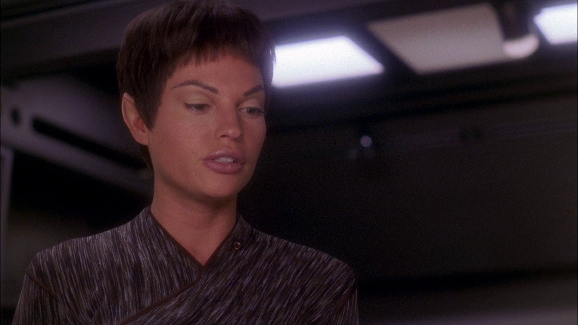 extant_StarTrek_ENT_1x25-TwoDaysAndTwoNights_2555.jpg