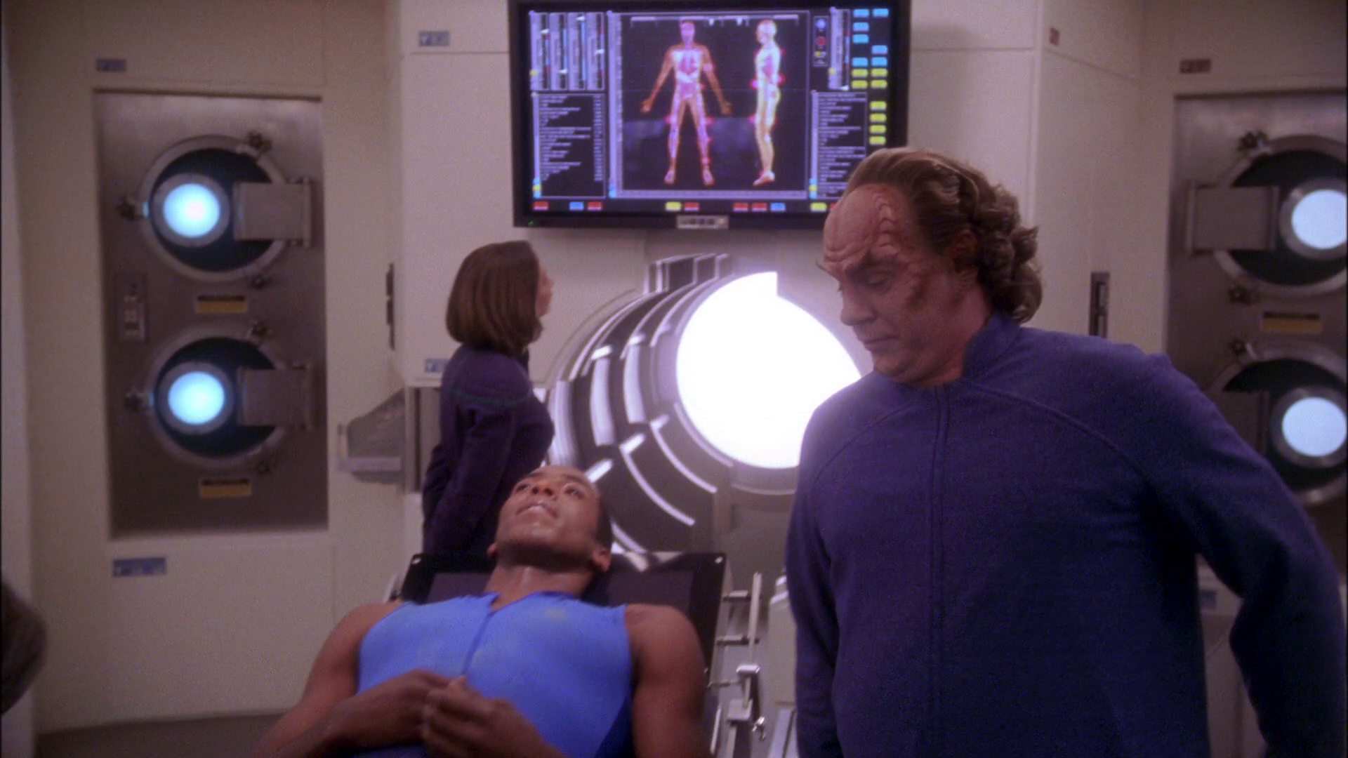extant_StarTrek_ENT_1x25-TwoDaysAndTwoNights_2626.jpg