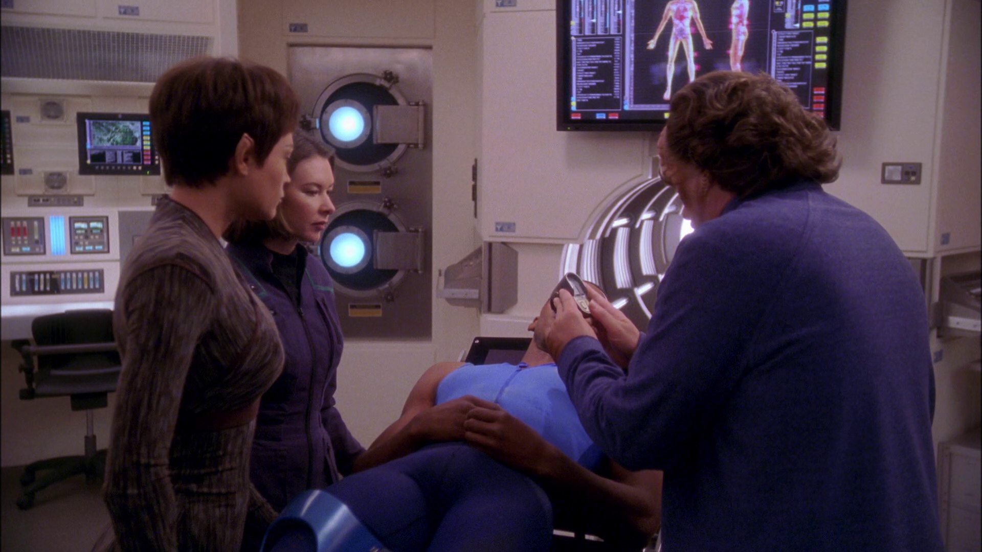 extant_StarTrek_ENT_1x25-TwoDaysAndTwoNights_2668.jpg