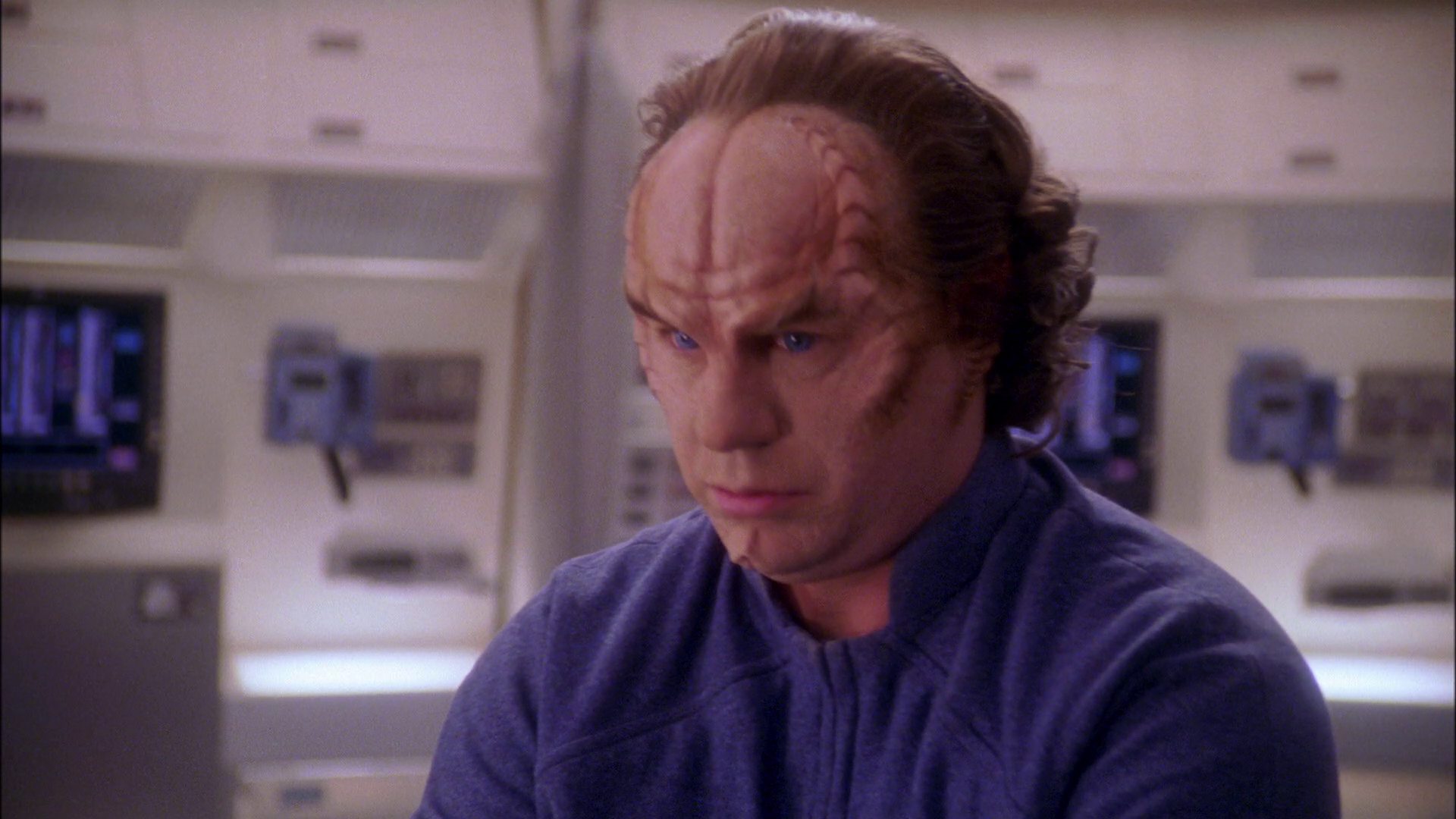 extant_StarTrek_ENT_1x25-TwoDaysAndTwoNights_2679.jpg