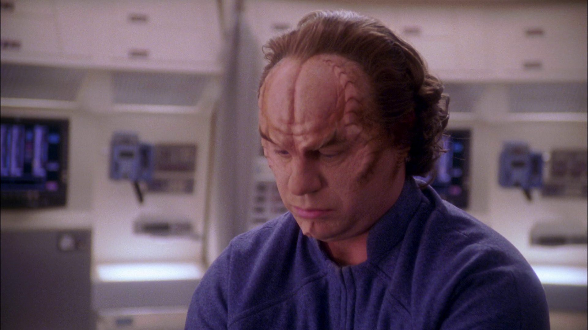 extant_StarTrek_ENT_1x25-TwoDaysAndTwoNights_2681.jpg