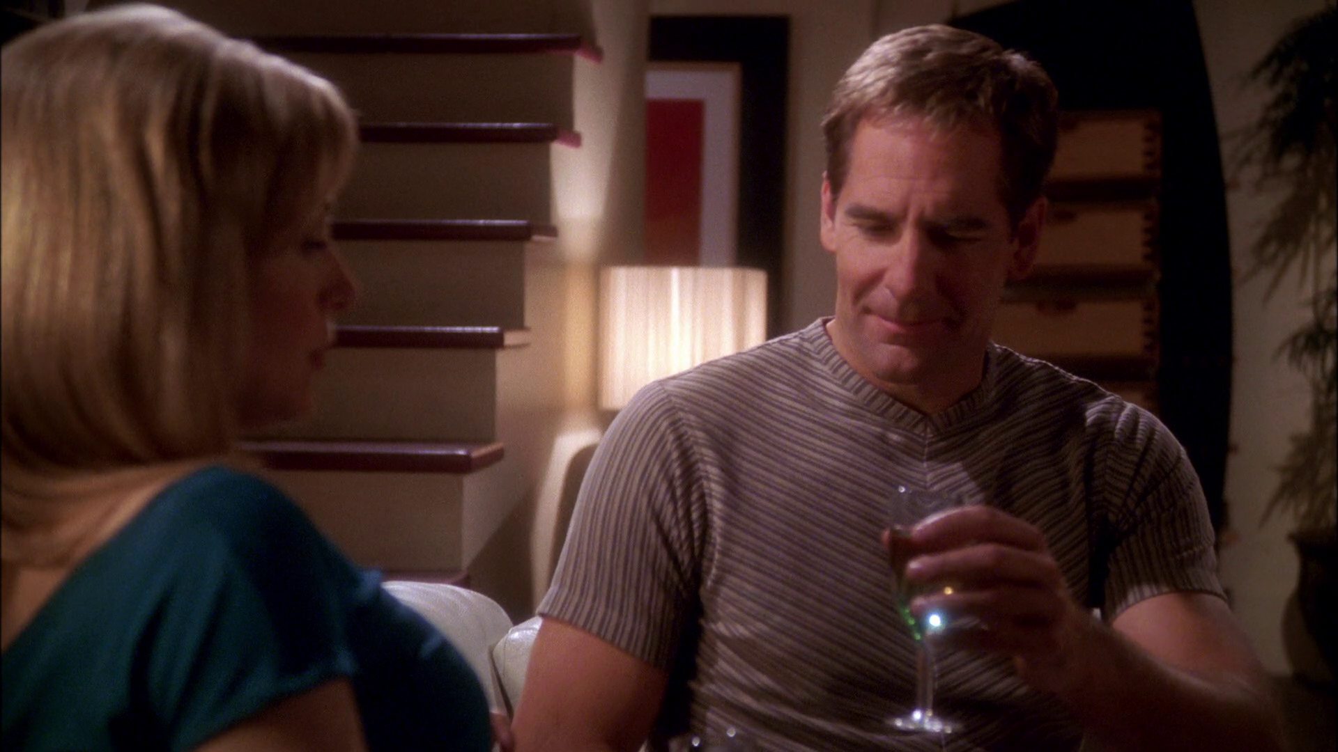 extant_StarTrek_ENT_1x25-TwoDaysAndTwoNights_2792.jpg