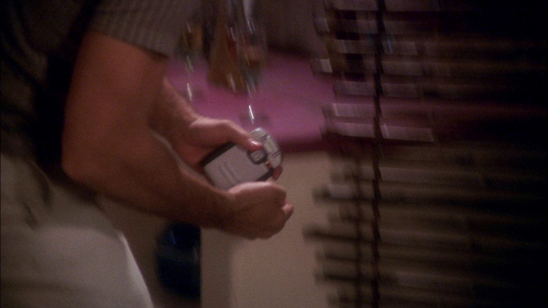 extant_StarTrek_ENT_1x25-TwoDaysAndTwoNights_3016.jpg