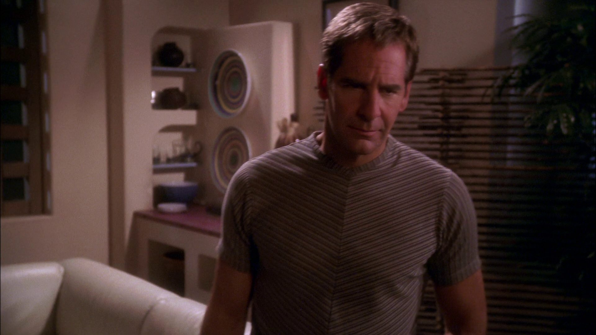 extant_StarTrek_ENT_1x25-TwoDaysAndTwoNights_3066.jpg