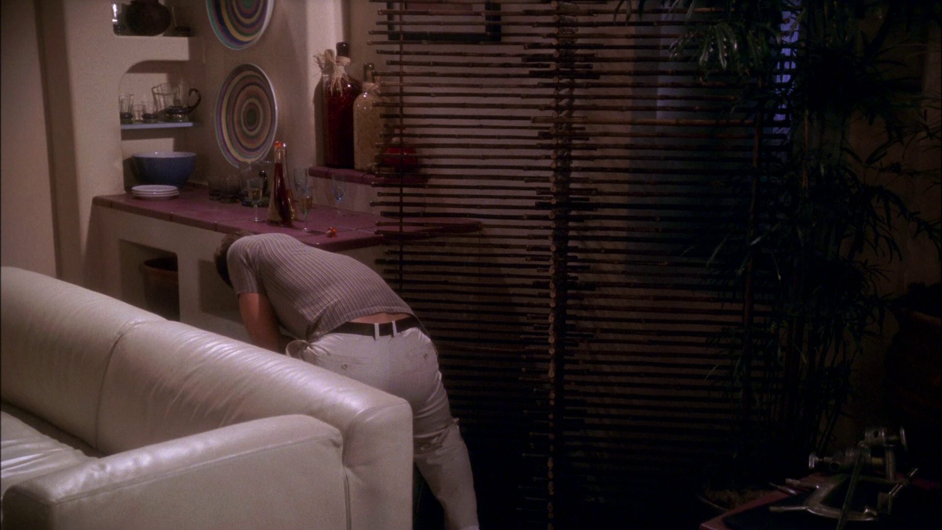 extant_StarTrek_ENT_1x25-TwoDaysAndTwoNights_3080.jpg